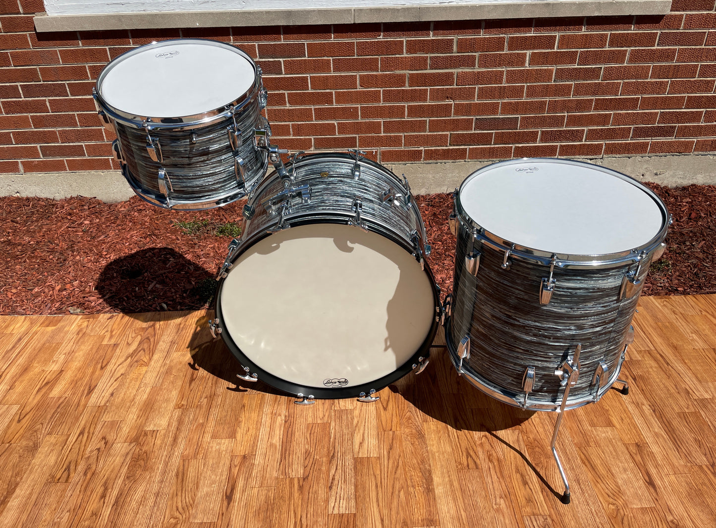 1968 Ludwig Super Classic Drum Set Oyster Blue Pearl 22/13/16