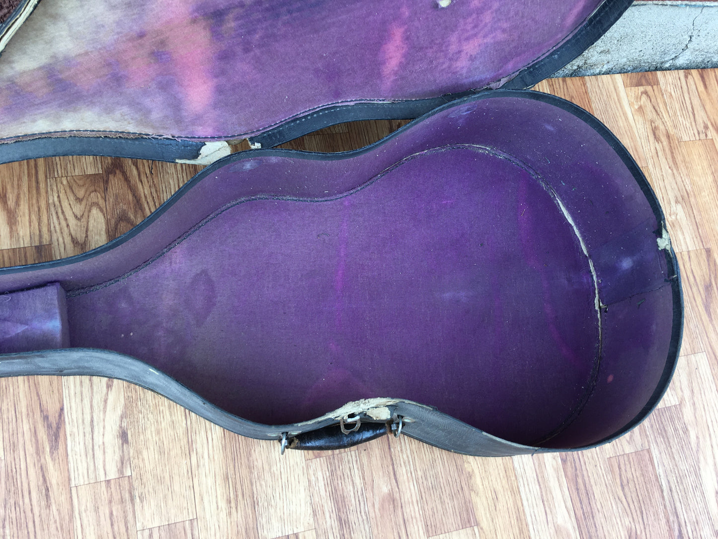 1930s Geib Challenge Purple Liner Gator Print Flat Top Acoustic Guitar Case for Gibson, Kay, Others