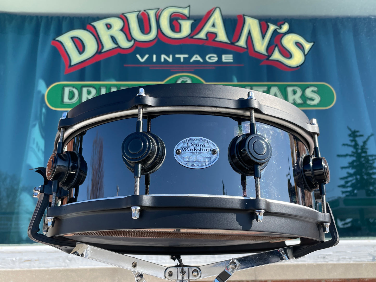 Drum Workshop 5x14 Nickel Over Brass Snare Drum Black 10-Lug DW