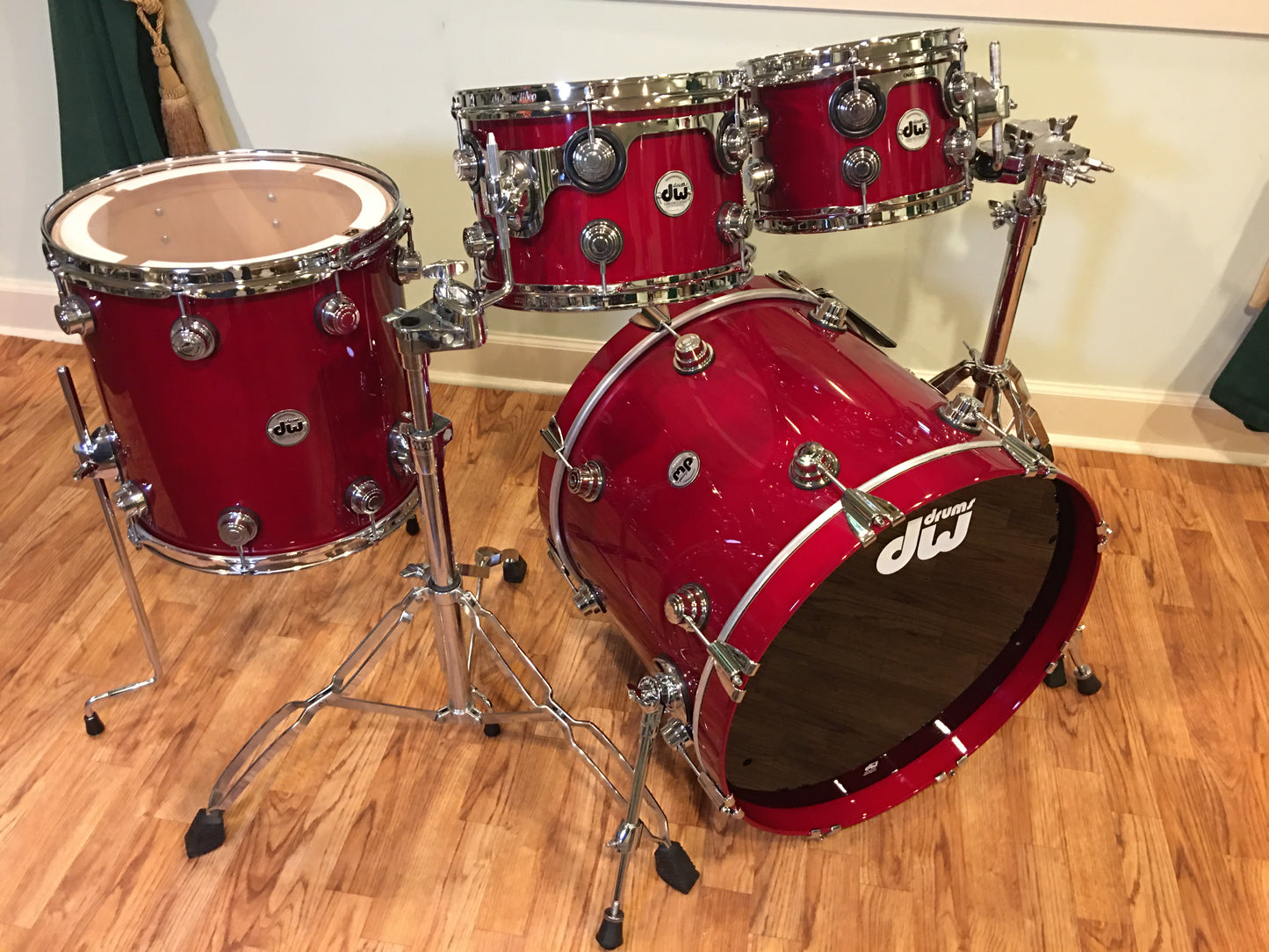 DW Collector's Series Maple Standard 4pc Drum Set Matador Red Lacquer 20/10/12/14