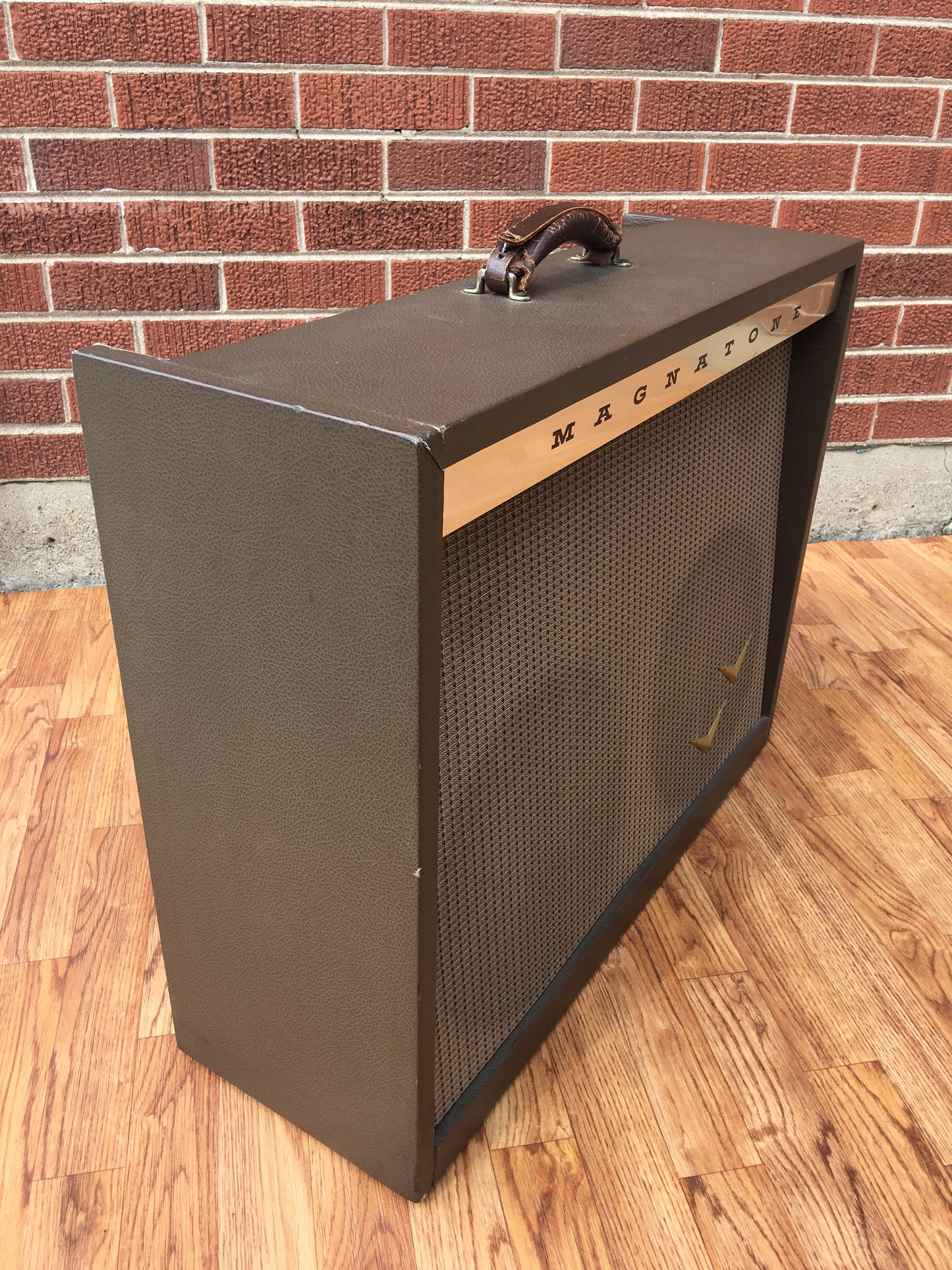 1959 Magnatone 280 Double V 2x12 High Fidelity Stereo Guitar Combo Amplifier Brown Tolex 280A