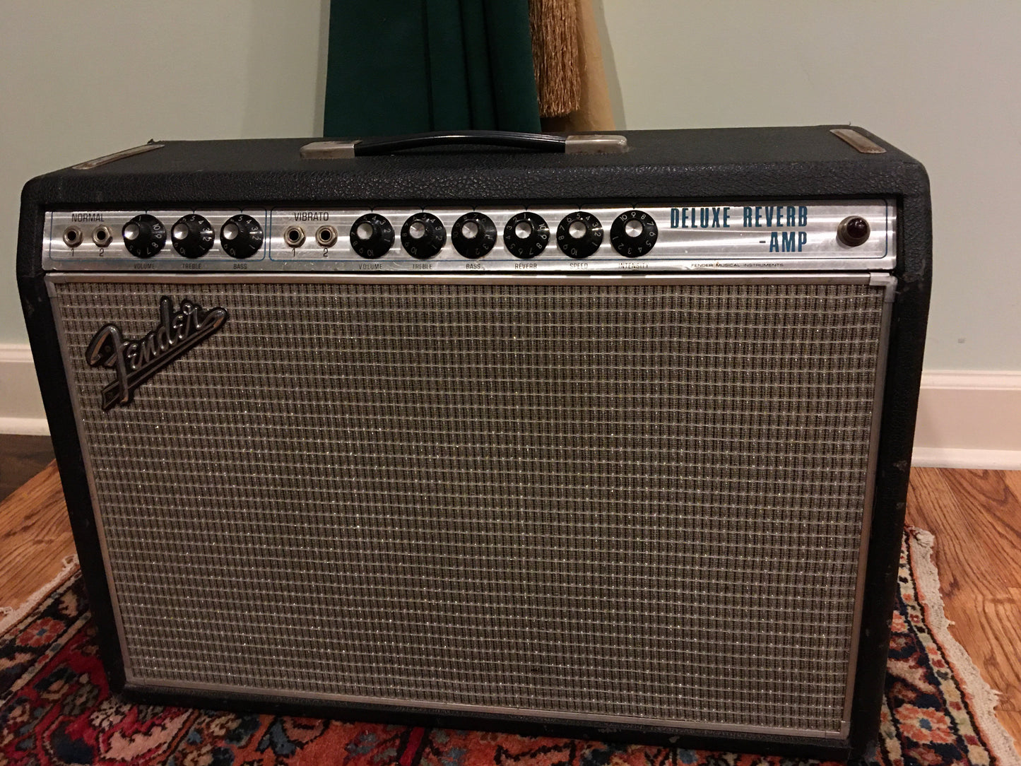 1969 Fender Deluxe Reverb Guitar Amplifier AB763