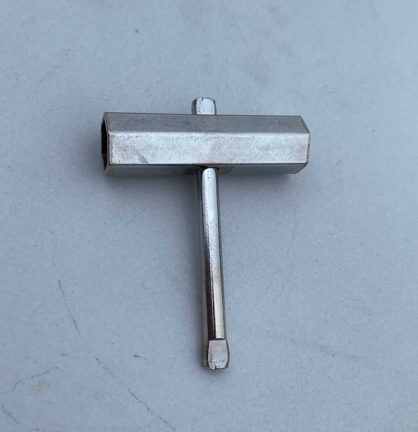 Vintage Ludwig Rail Consolette Hex Drum Key