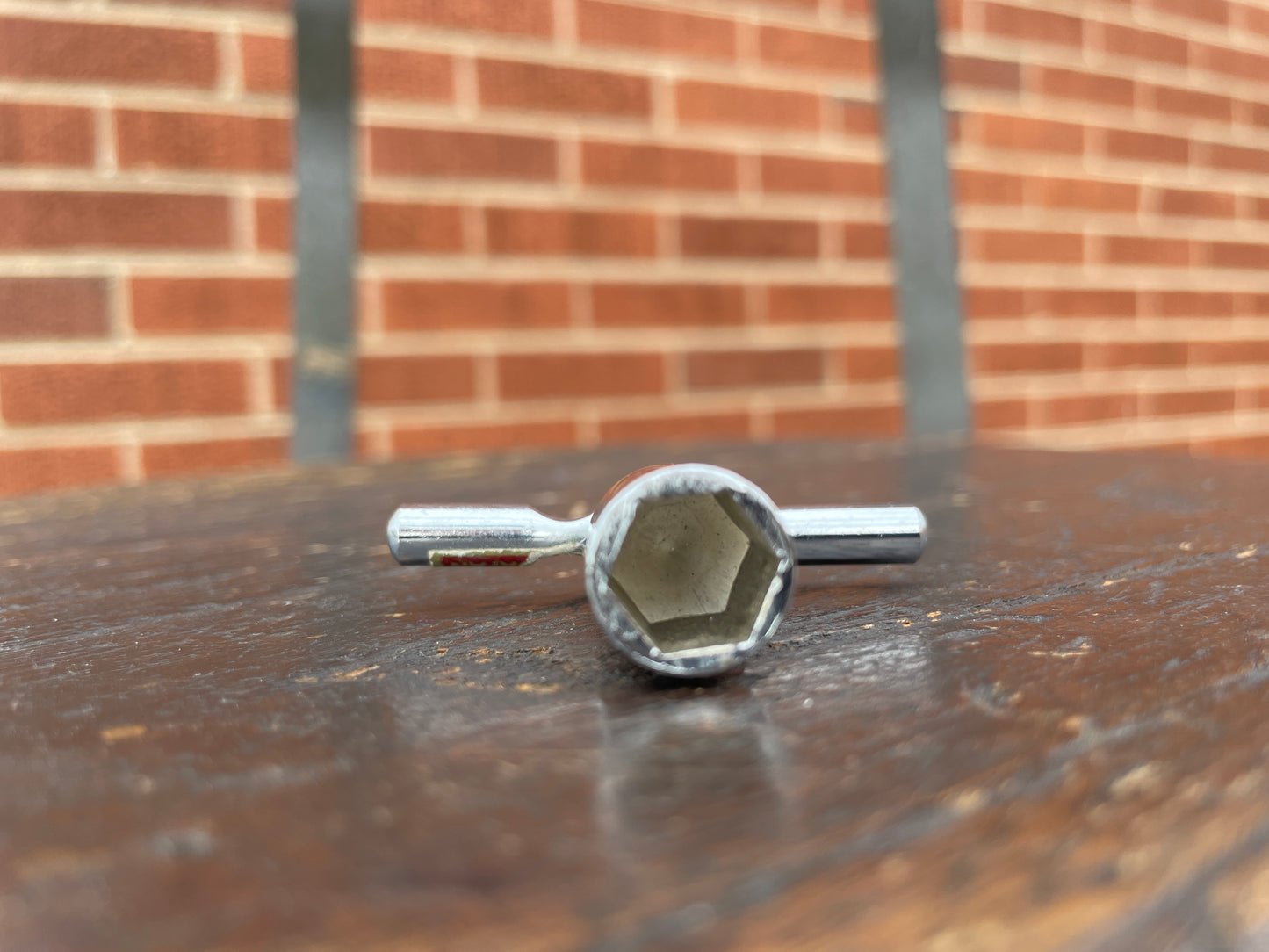 Rail Key M.I.J.