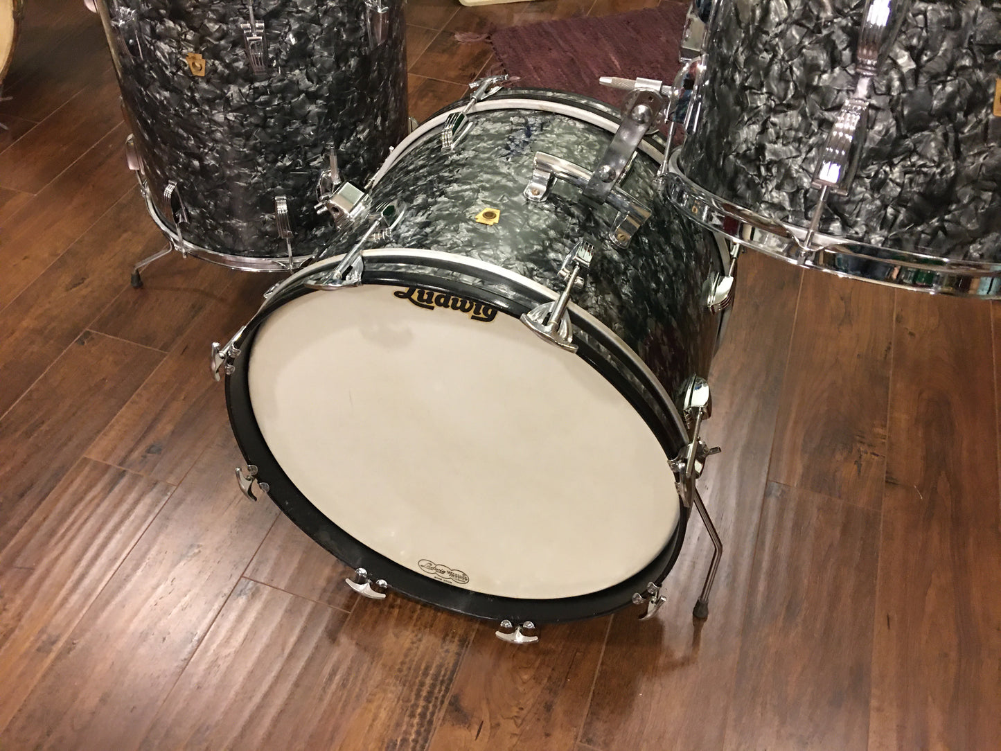 1966 Ludwig Classic Drum Set Black Diamond Pearl 20/13/16