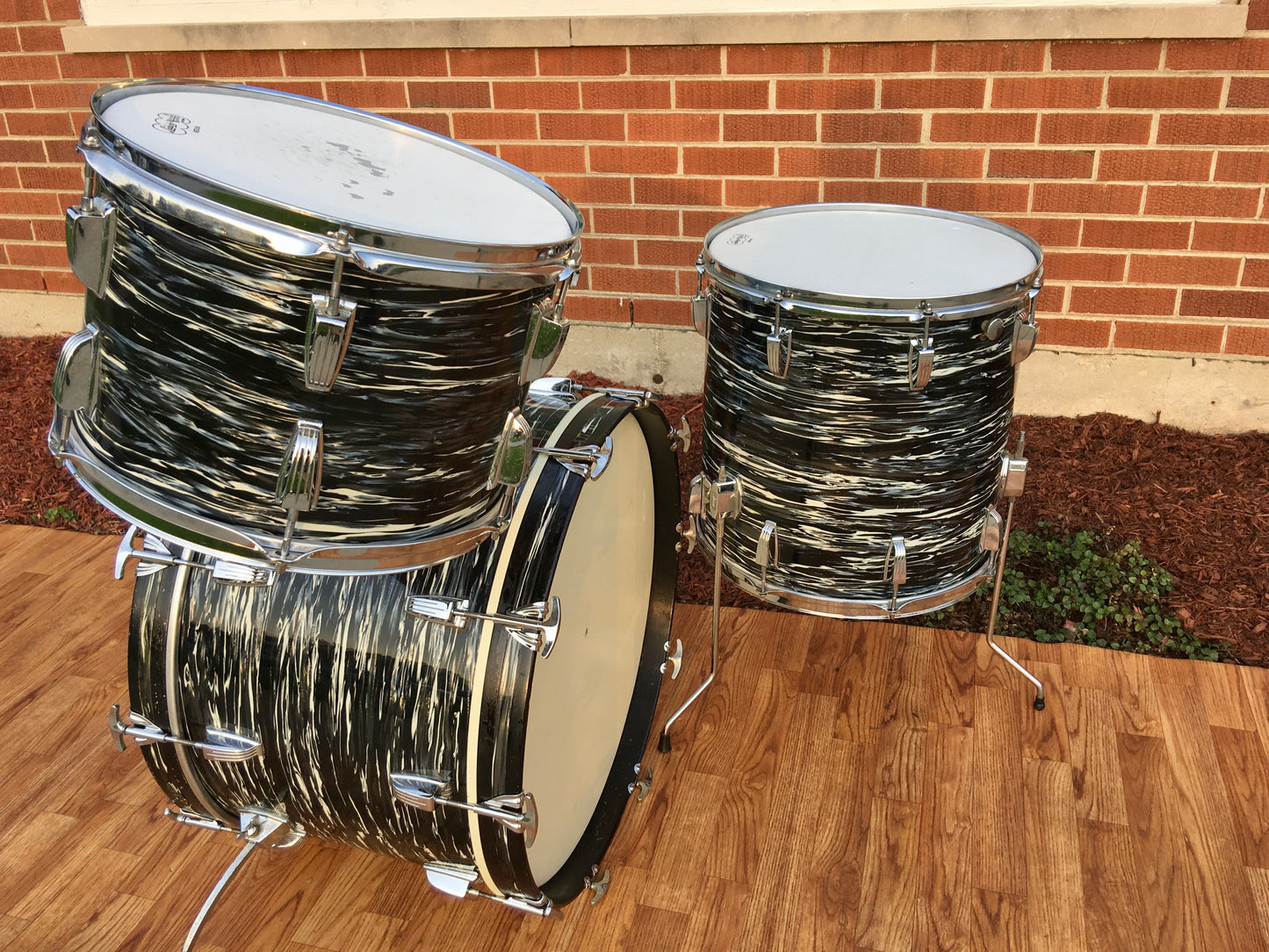 1969 Ludwig Oyster Black Pearl Super Classic