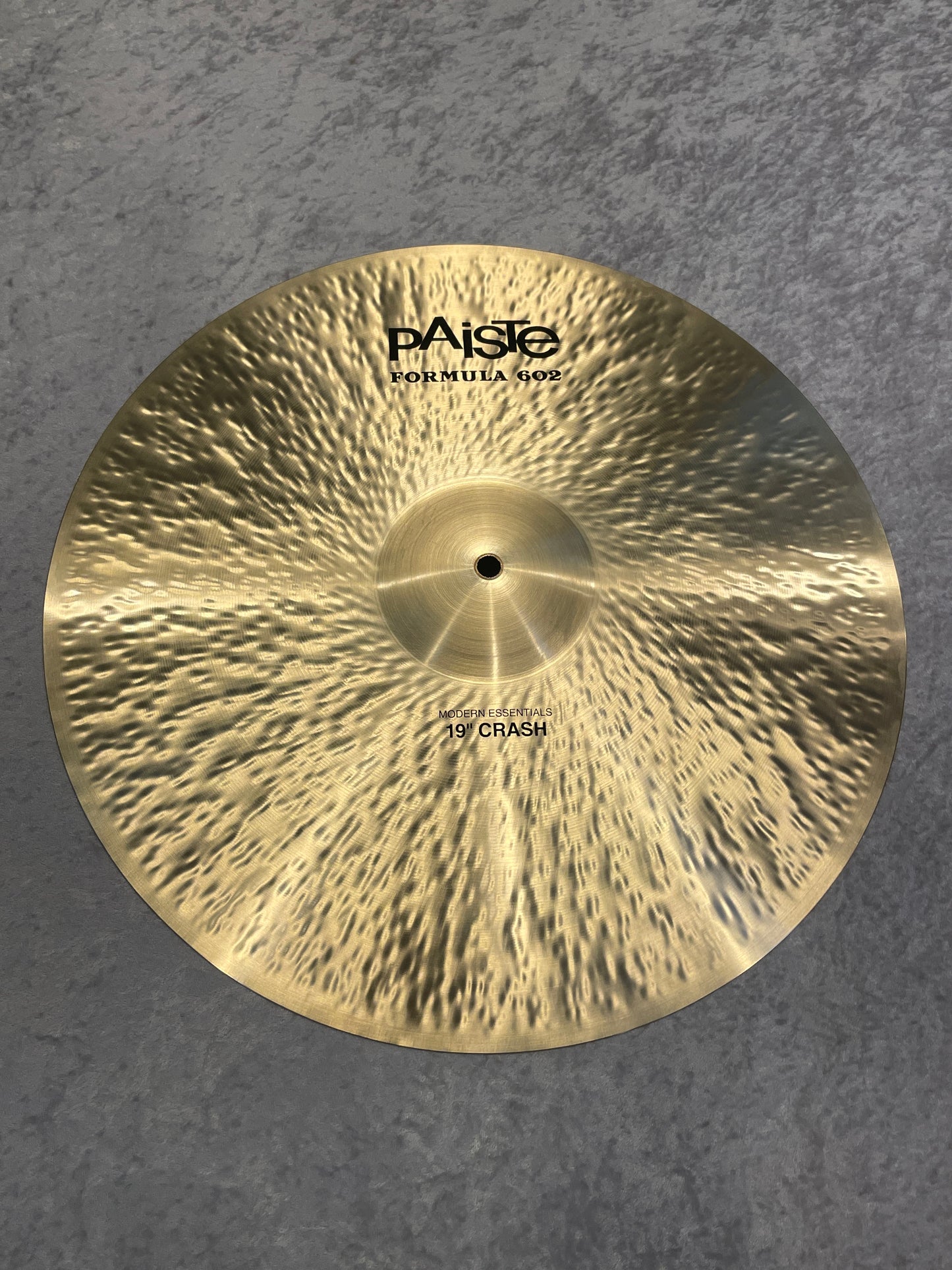 19" Paiste 602 Modern Essentials Crash Cymbal 1660g
