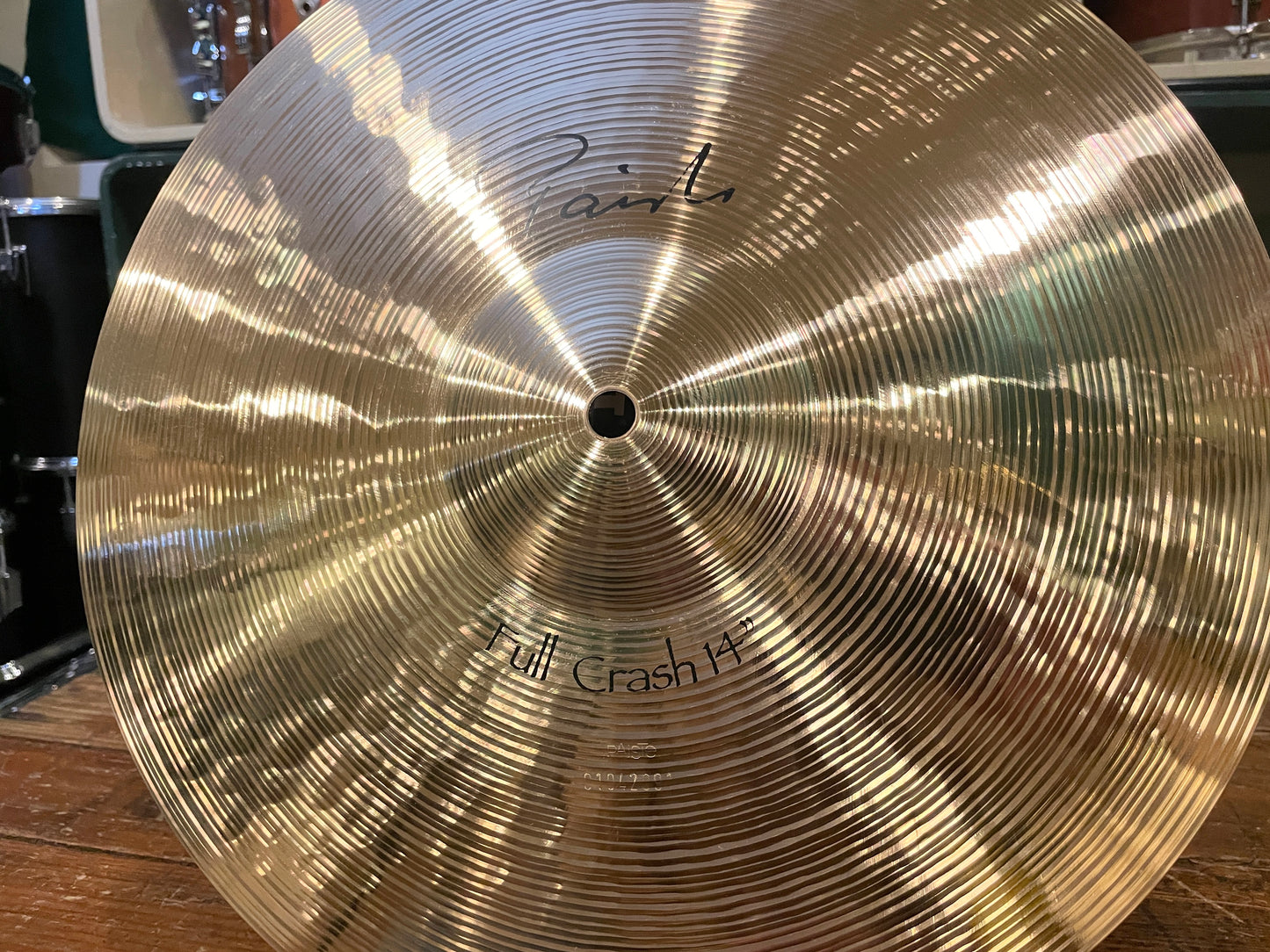 14" Paiste Signature Full Crash Cymbal 690g