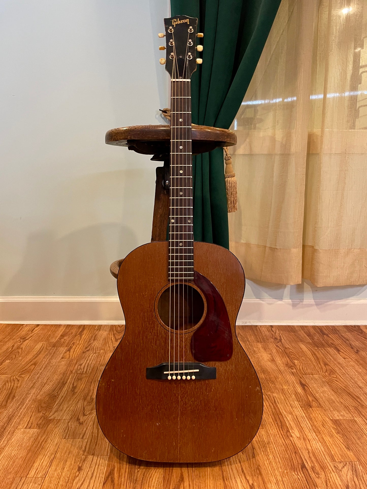 1965 Gibson LG0 Acoustic Guitar Natural LG-0