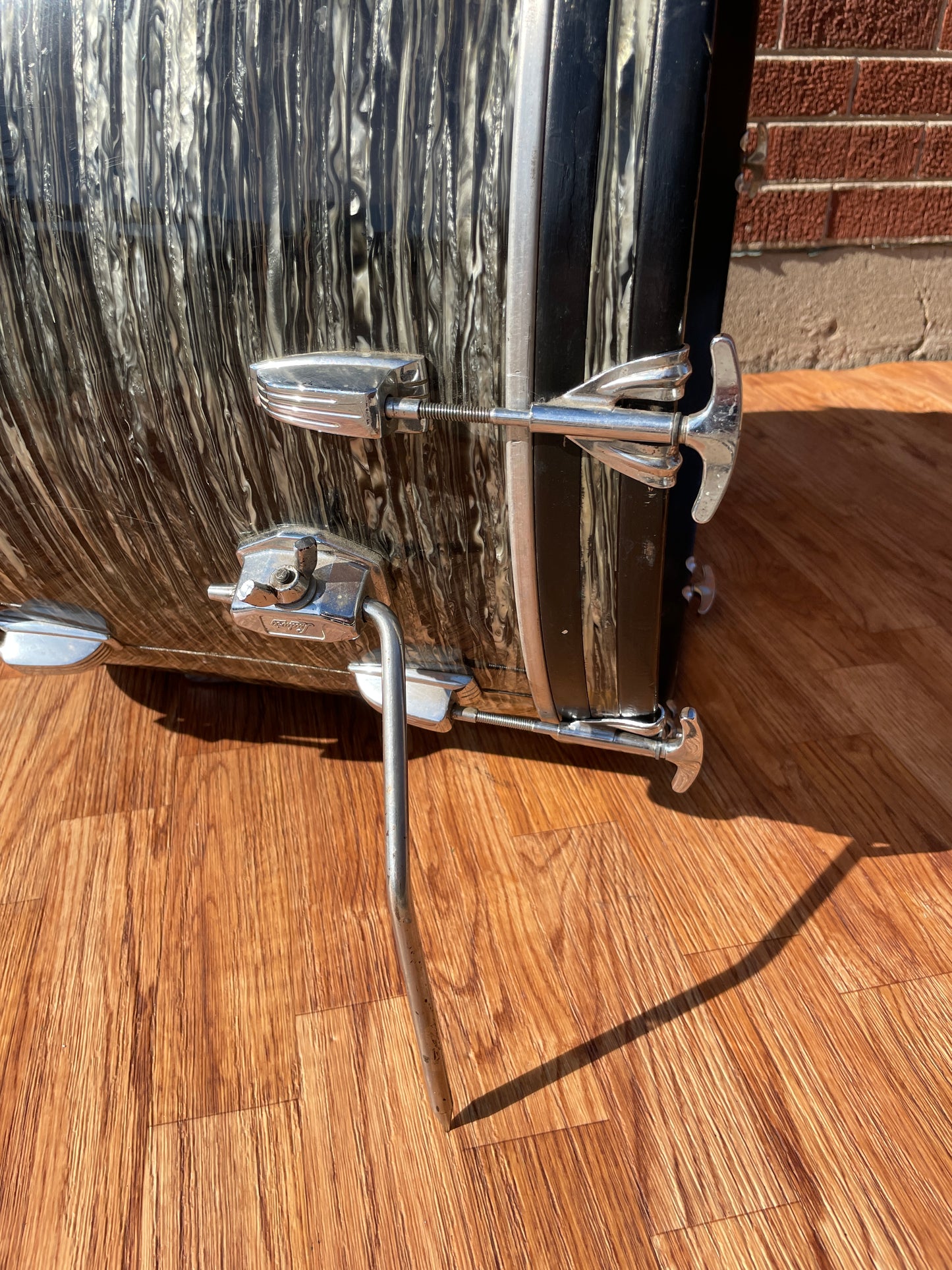 Ludwig 14x22 Hollywood Bass Drum Oyster Black Pearl