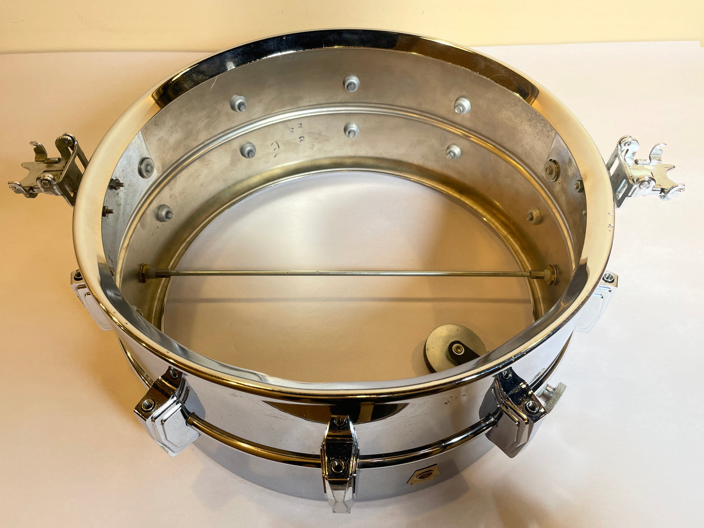 1969 Ludwig No. 411 Super Sensitive 6.5x14 Snare Drum Supraphonic