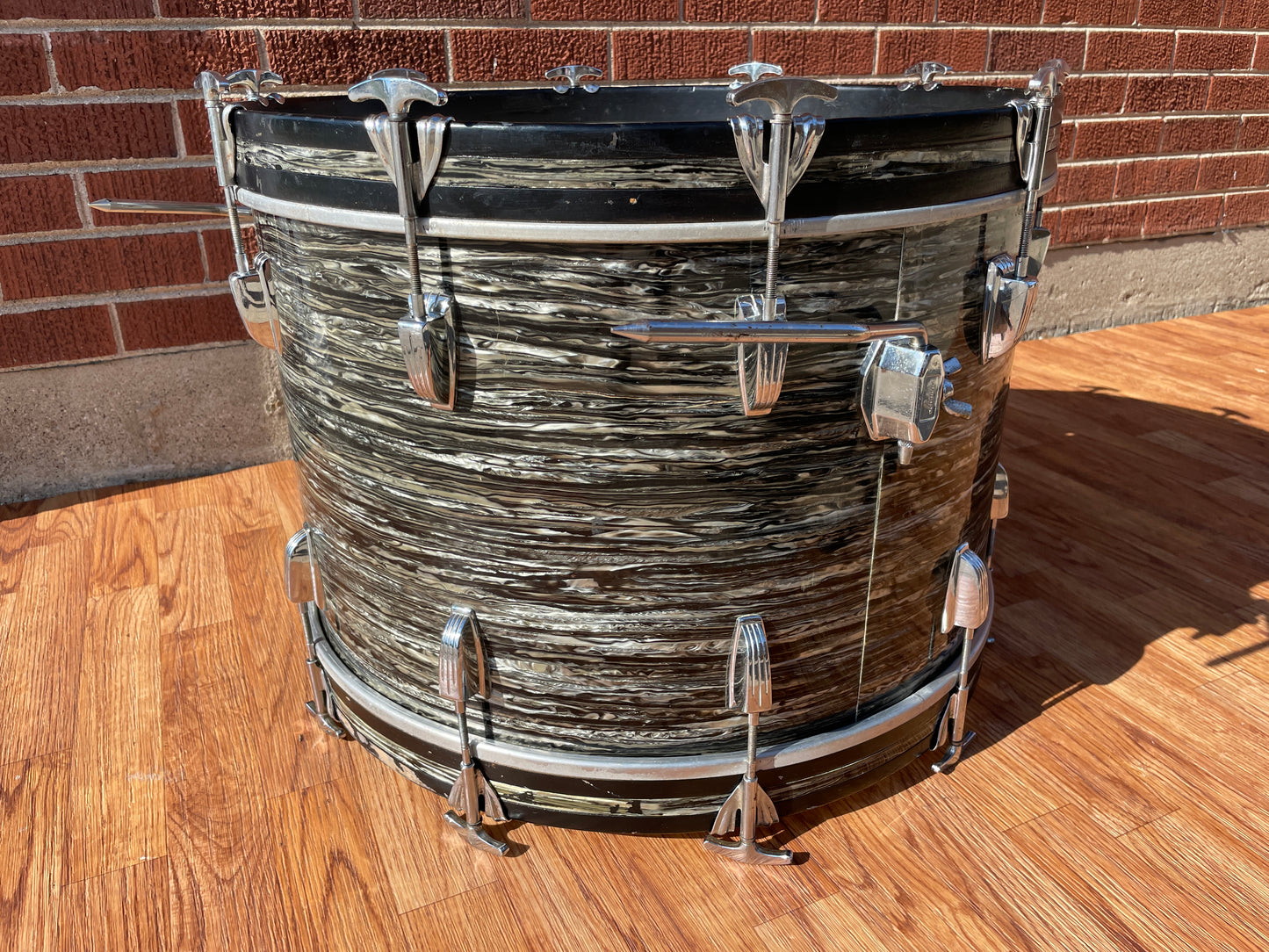 Ludwig 14x22 Hollywood Bass Drum Oyster Black Pearl