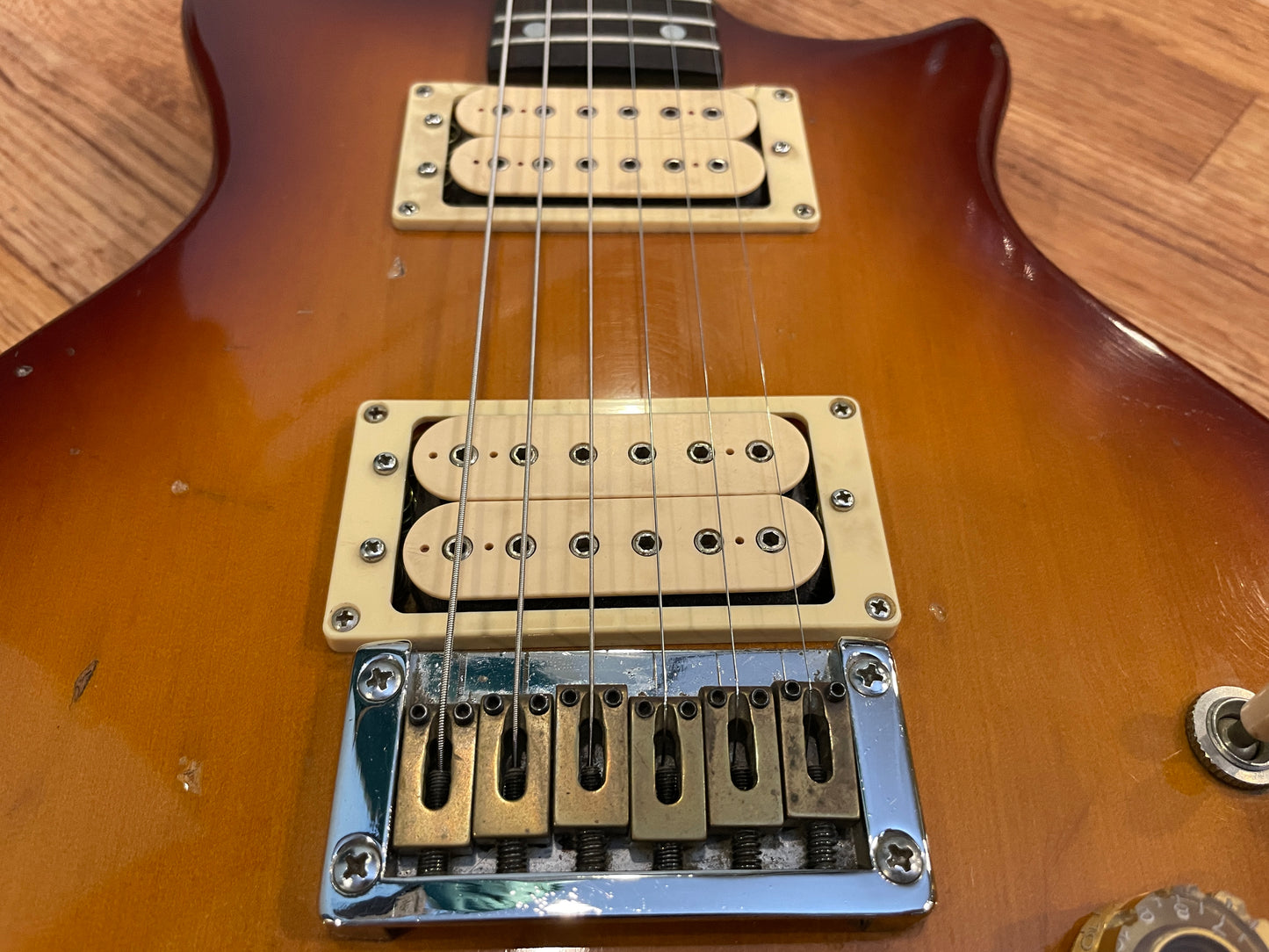 Vintage Madeira by Guild EG-250 Les Paul Double Cut Sunburst MIJ Electric Guitar