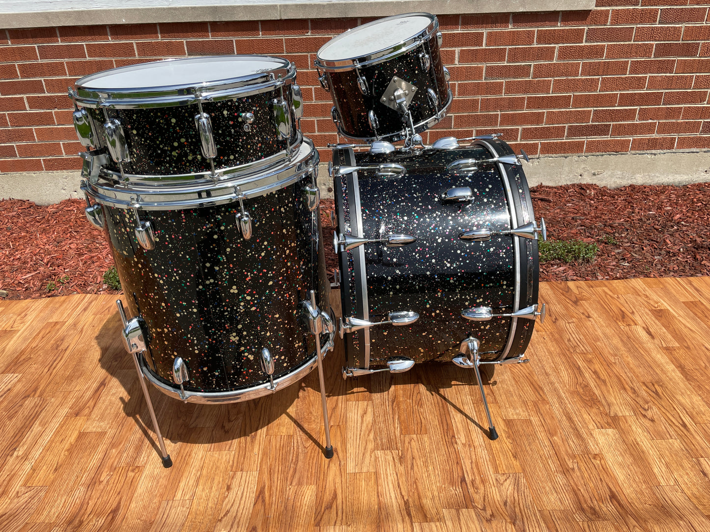 Early 1960s Slingerland Gene Krupa Deluxe Outfit No. 1-N Drum Set Mardi Gras Pearl 22/13/16/5.5x14