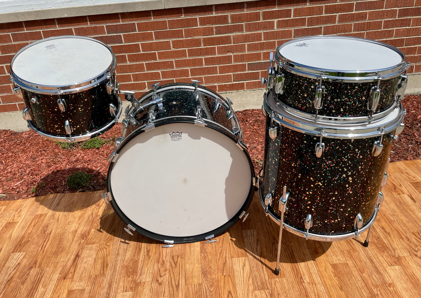 Early 1960s Slingerland Gene Krupa Deluxe Outfit No. 1-N Drum Set Mardi Gras Pearl 22/13/16/5.5x14