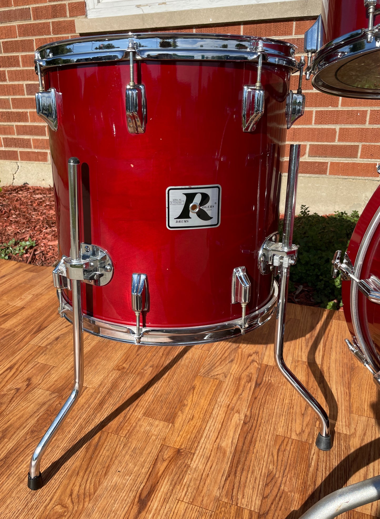 1970s Rogers "Big R" Londoner Five Drum Set California Wine 22/12/13/16