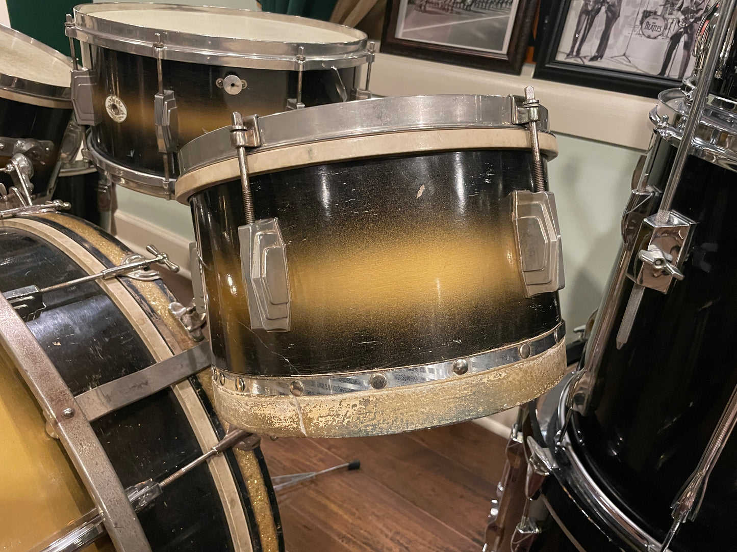 1940 Ludwig & Ludwig Swing Sensation Pre-War Drum Set Black/Gold Duco