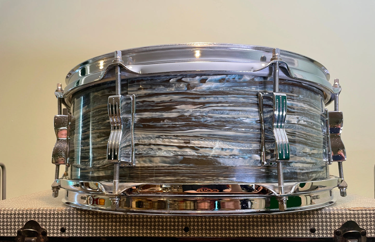 1966 Ludwig 5x14 Jazz Festival Snare Drum Oyster Blue Pearl