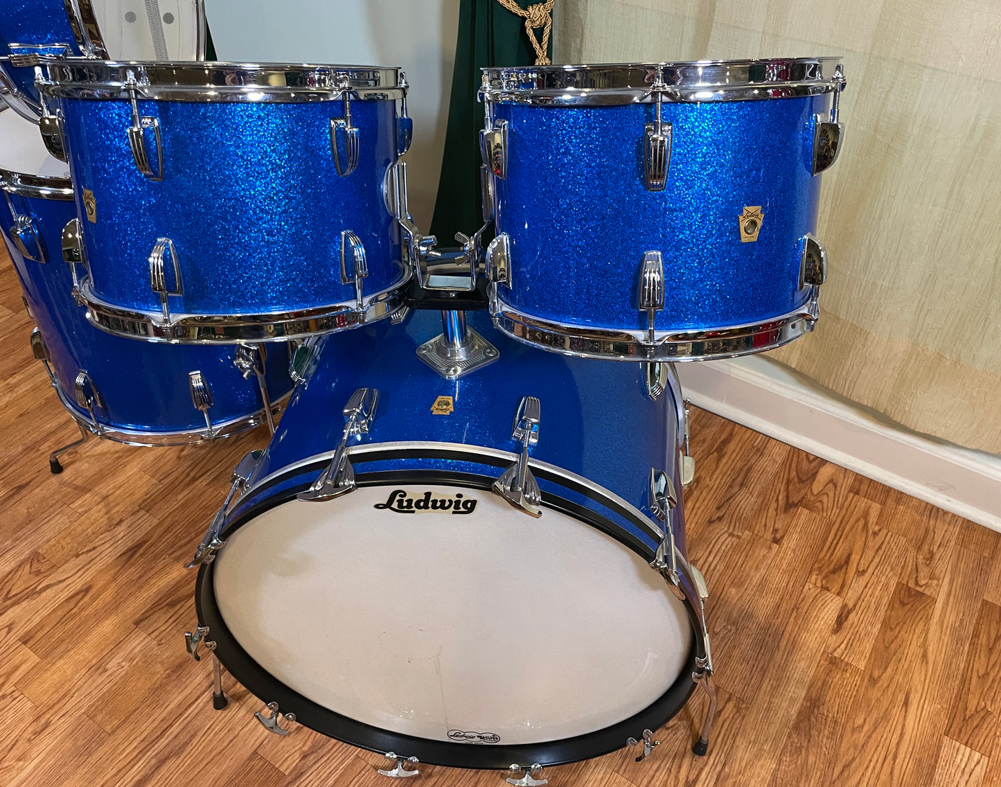 1964 Ludwig No. 983P 5pc Hollywood Outfit Drum Set Blue Sparkle 22/12/12/16/5x14 COB