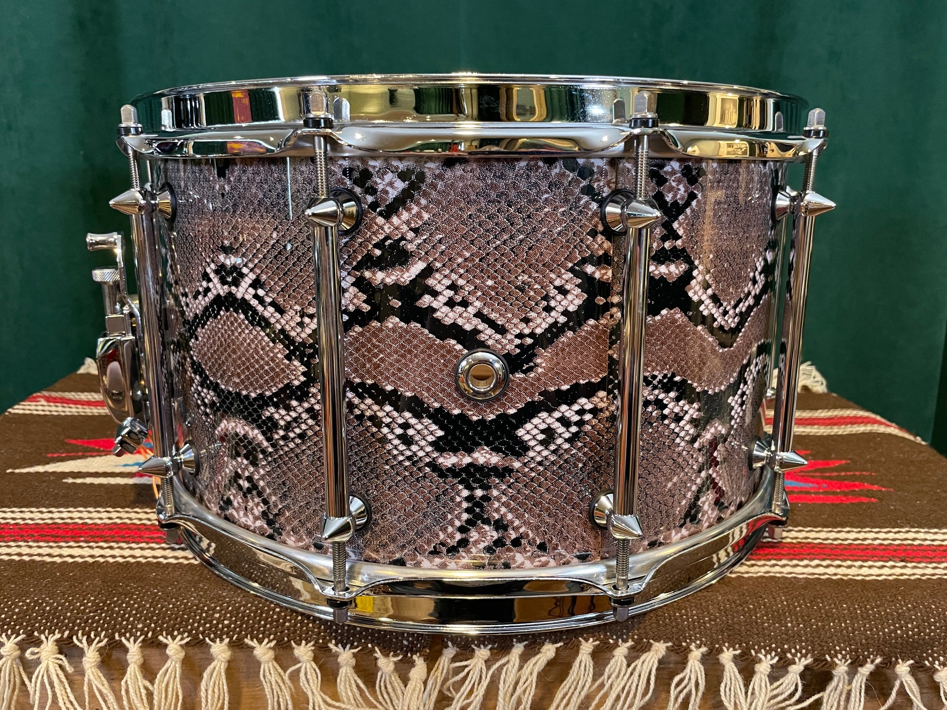 Marketplace find! 1995 Pearl brass 14x8 snare 💛 : r/drums