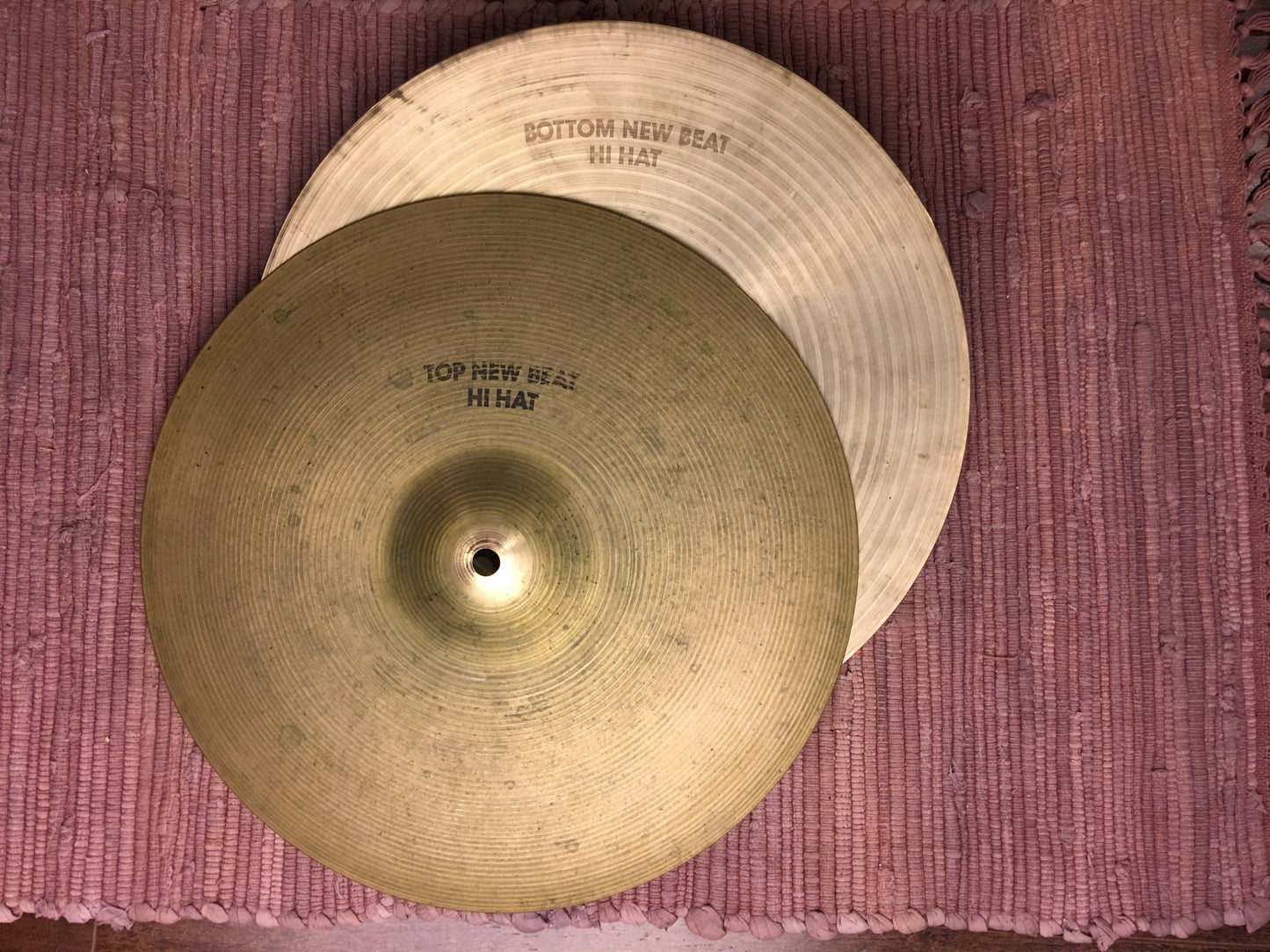 14" 1970s Zildjian A New Beat Hi Hat Cymbals 946/1392g #560