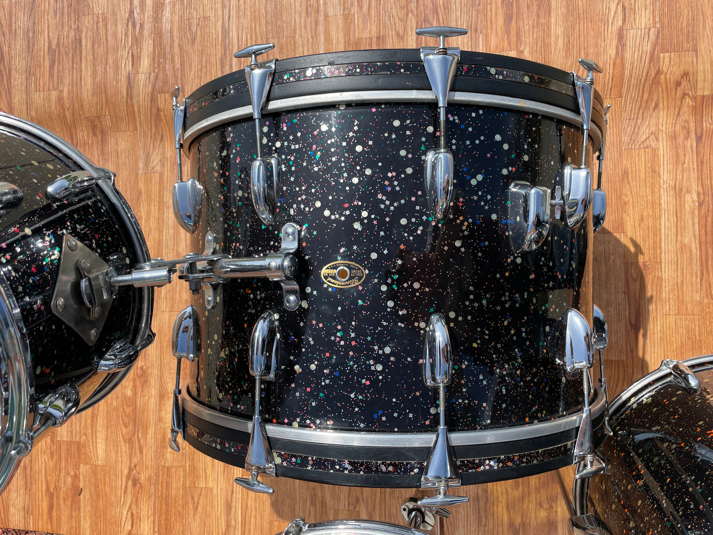 Early 1960s Slingerland Gene Krupa Deluxe Outfit No. 1-N Drum Set Mardi Gras Pearl 22/13/16/5.5x14