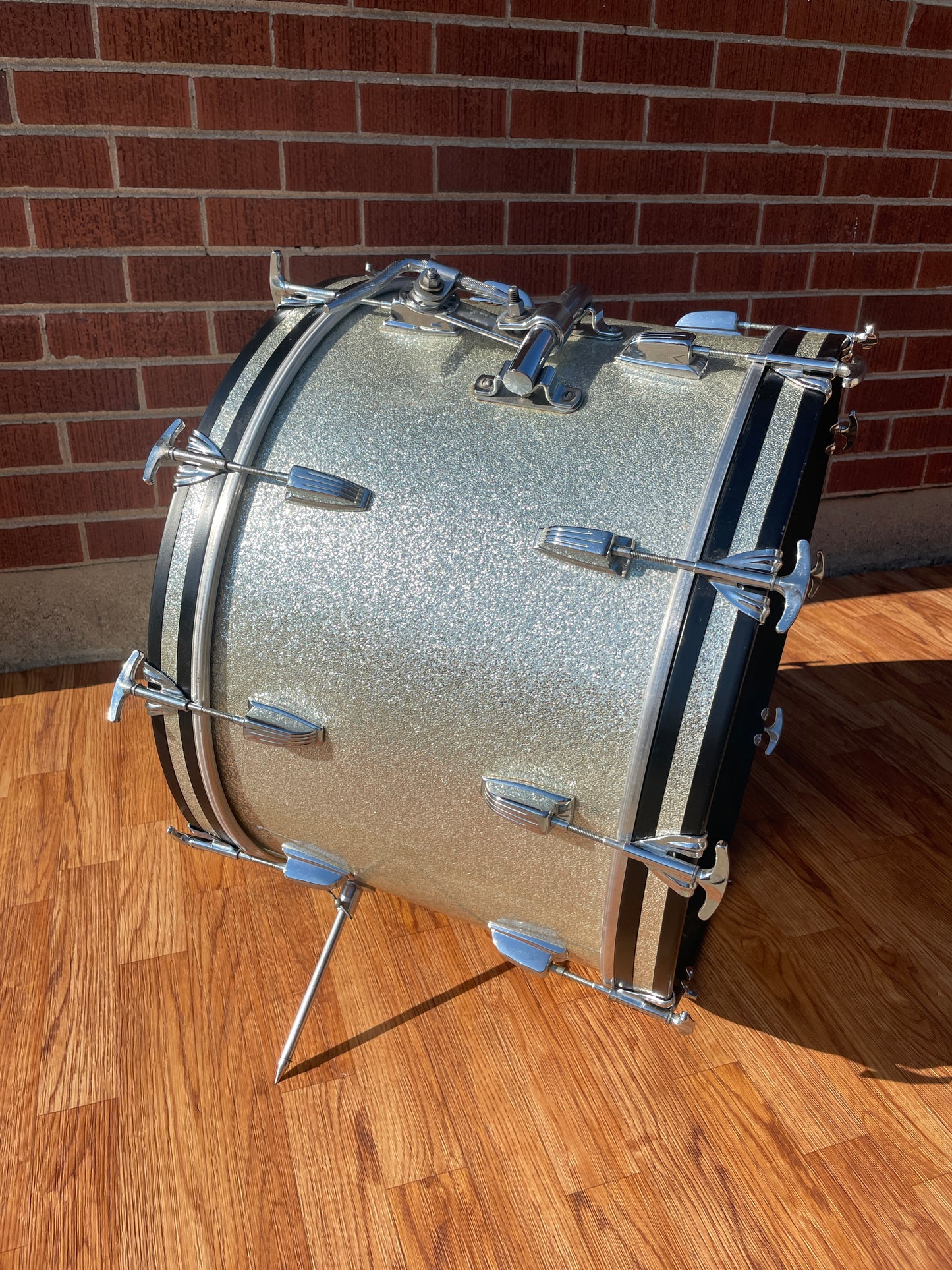 1960s Ludwig 14x22 Bass Drum Silver Sparkle