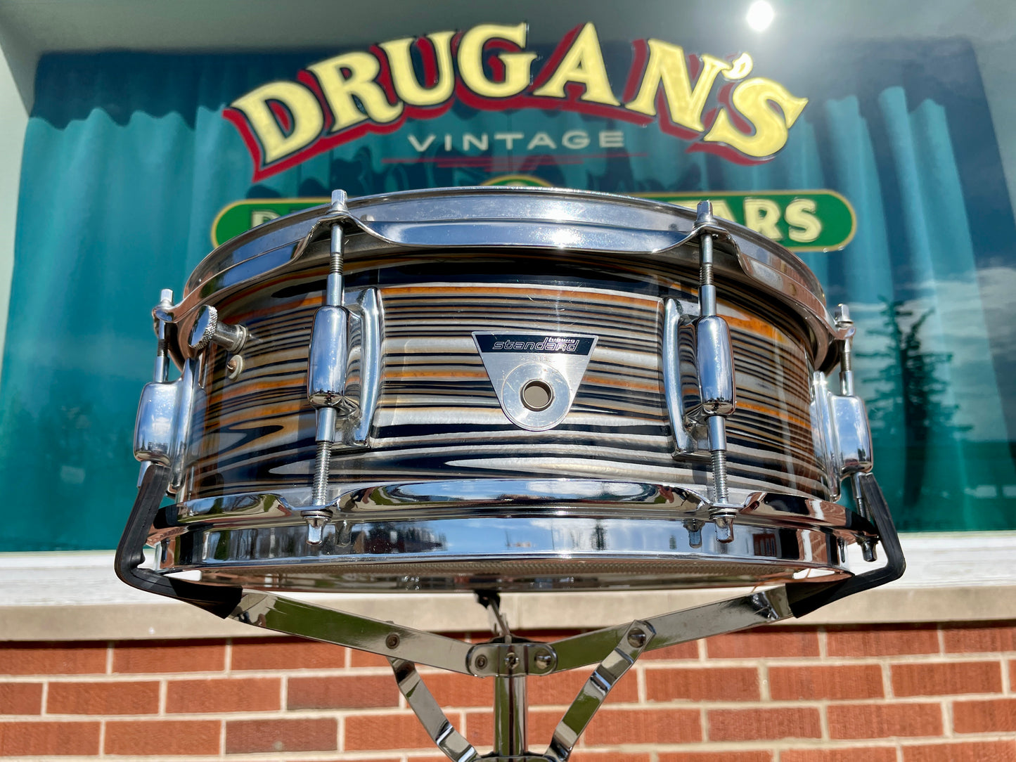 1971 Ludwig Standard 5x14 Snare Drum Gold Strata