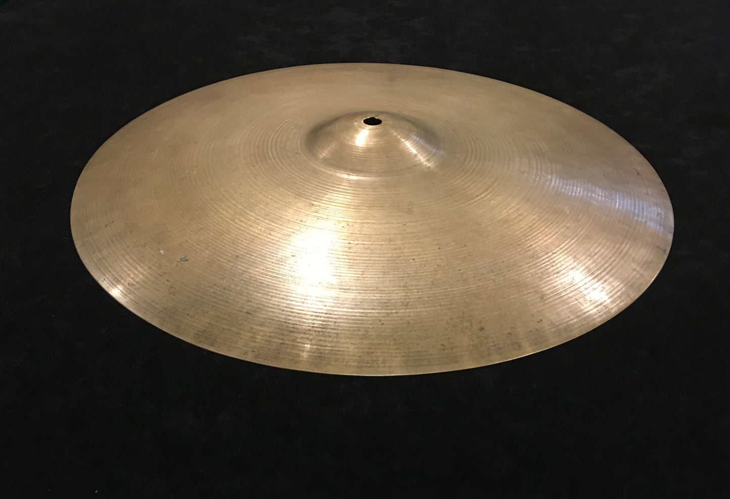 16" Zildjian A 1940s-50s Trans Stamp Crash Cymbal 1056g #683