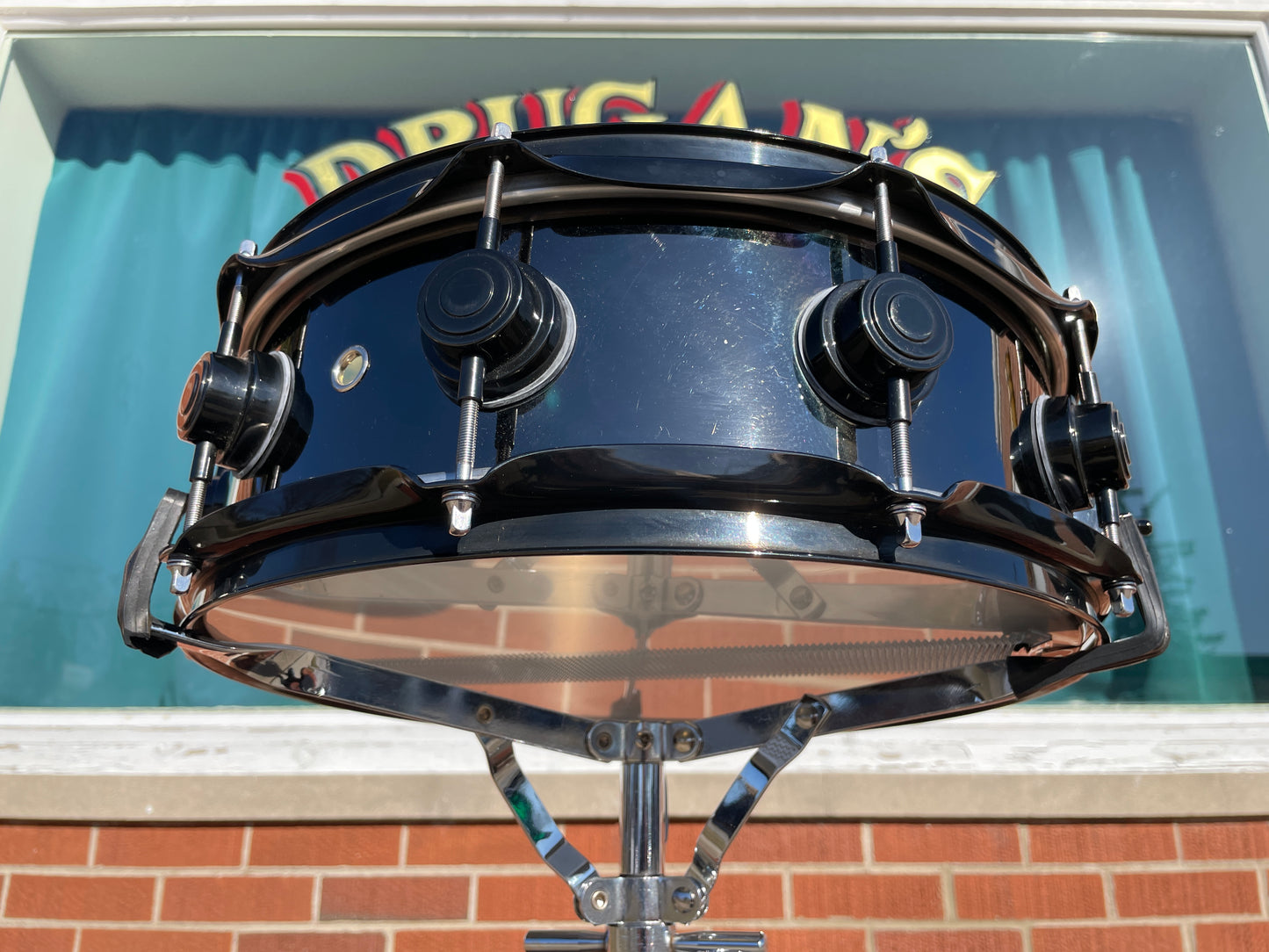 Drum Workshop 5x14 Nickel Over Brass Snare Drum Black 10-Lug DW