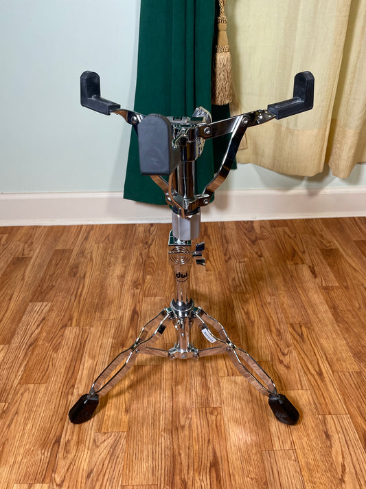 DW 9303 10" & 12" Small Snare Drum Stand DWCP9303 9000 Series Drum Workshop