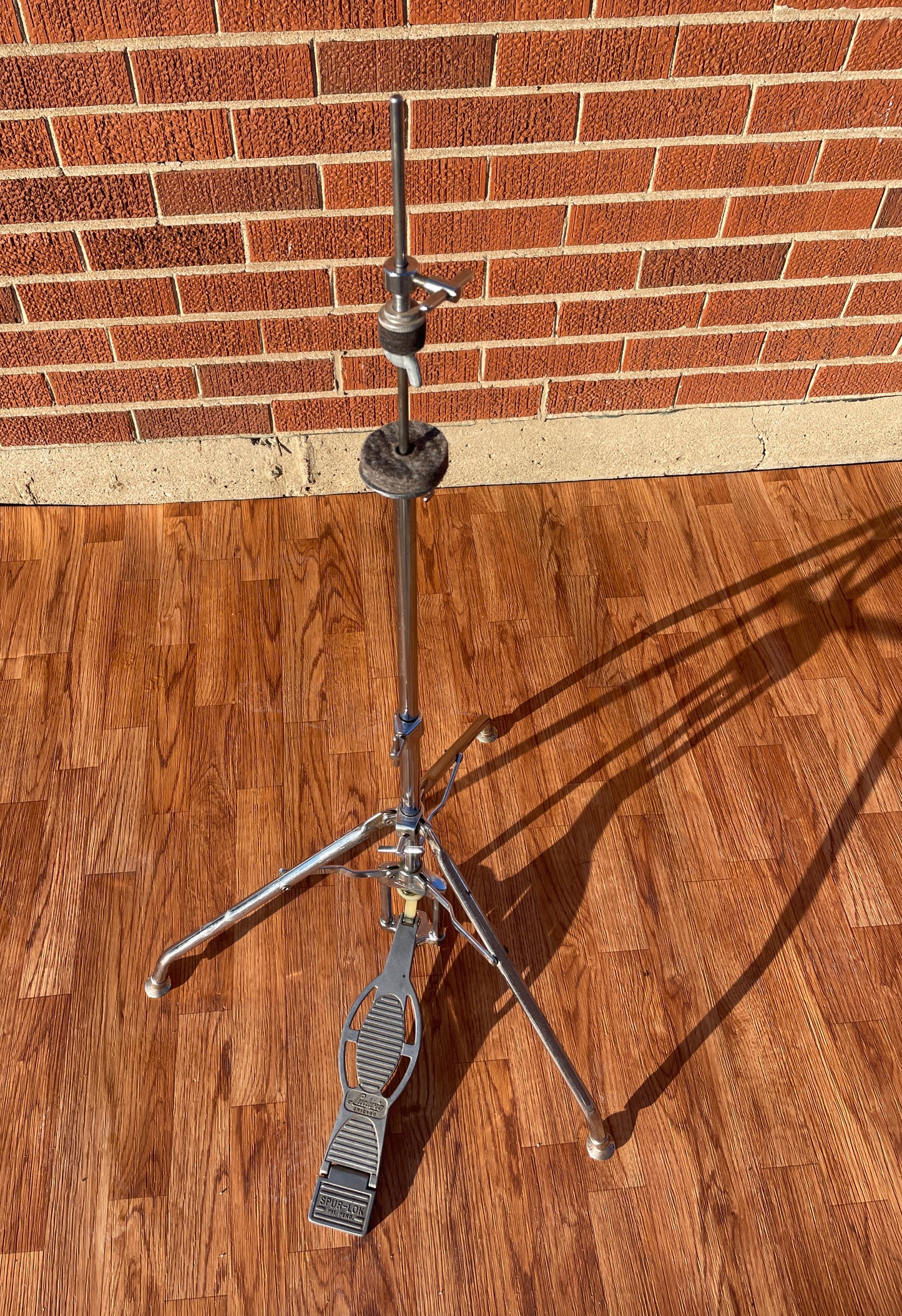 1970s Ludwig No. 1130 Atlas Tubular Spur-Lok Hi-Hat Stand w/ Swivel Feet