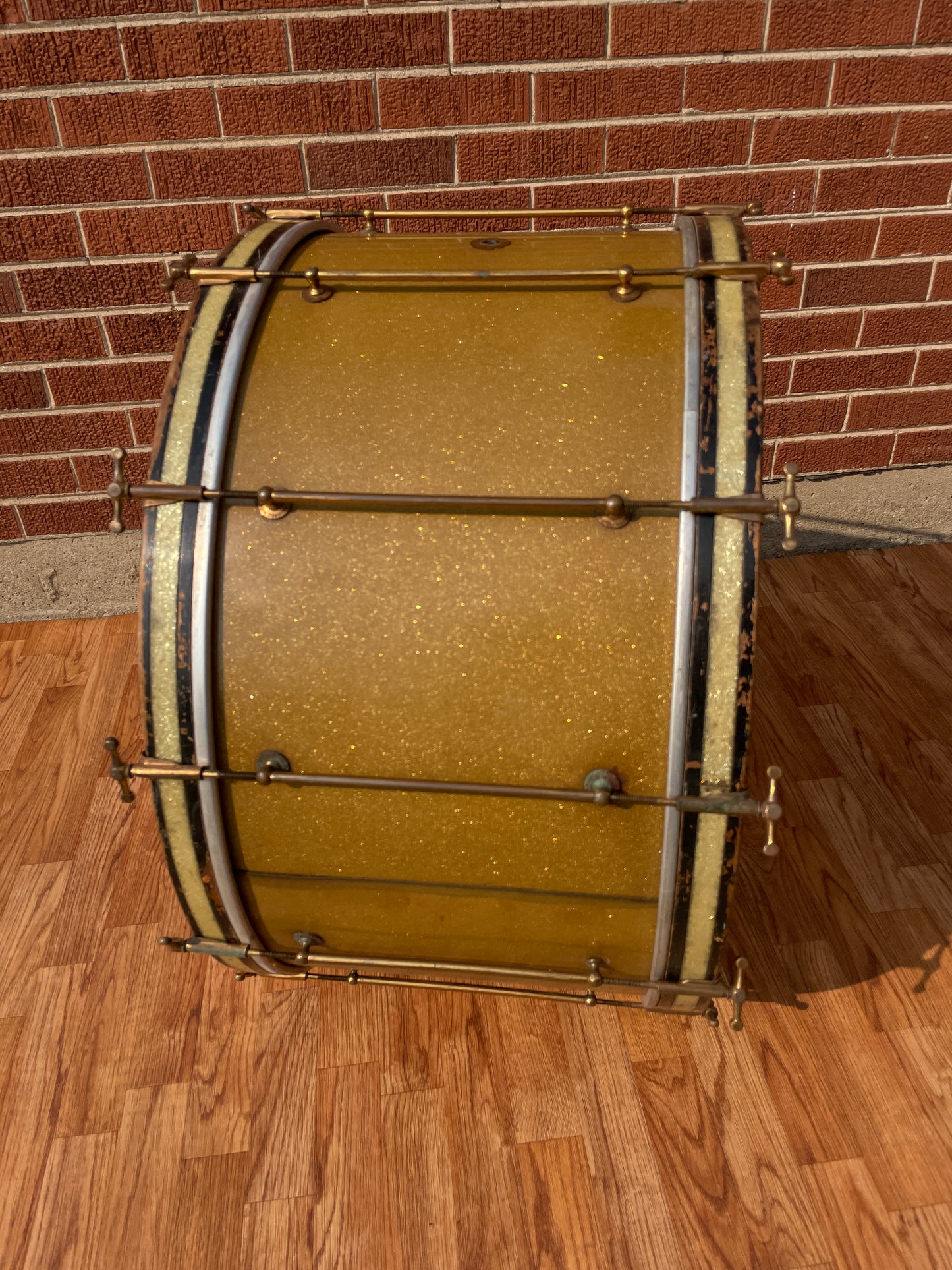 Vintage 1928-36 Slingerland 14x28 Bass Drum Gold Sparkle Cloud Badge