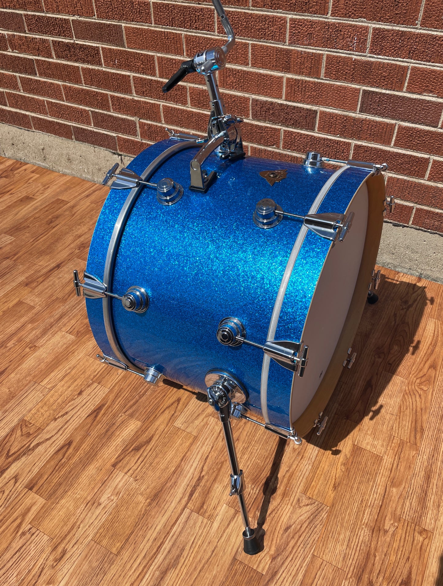DW Classics Series 14x20 Bass Drum Blue Glass Glitter Sparkle Drum Workshop Mahogany/Poplar