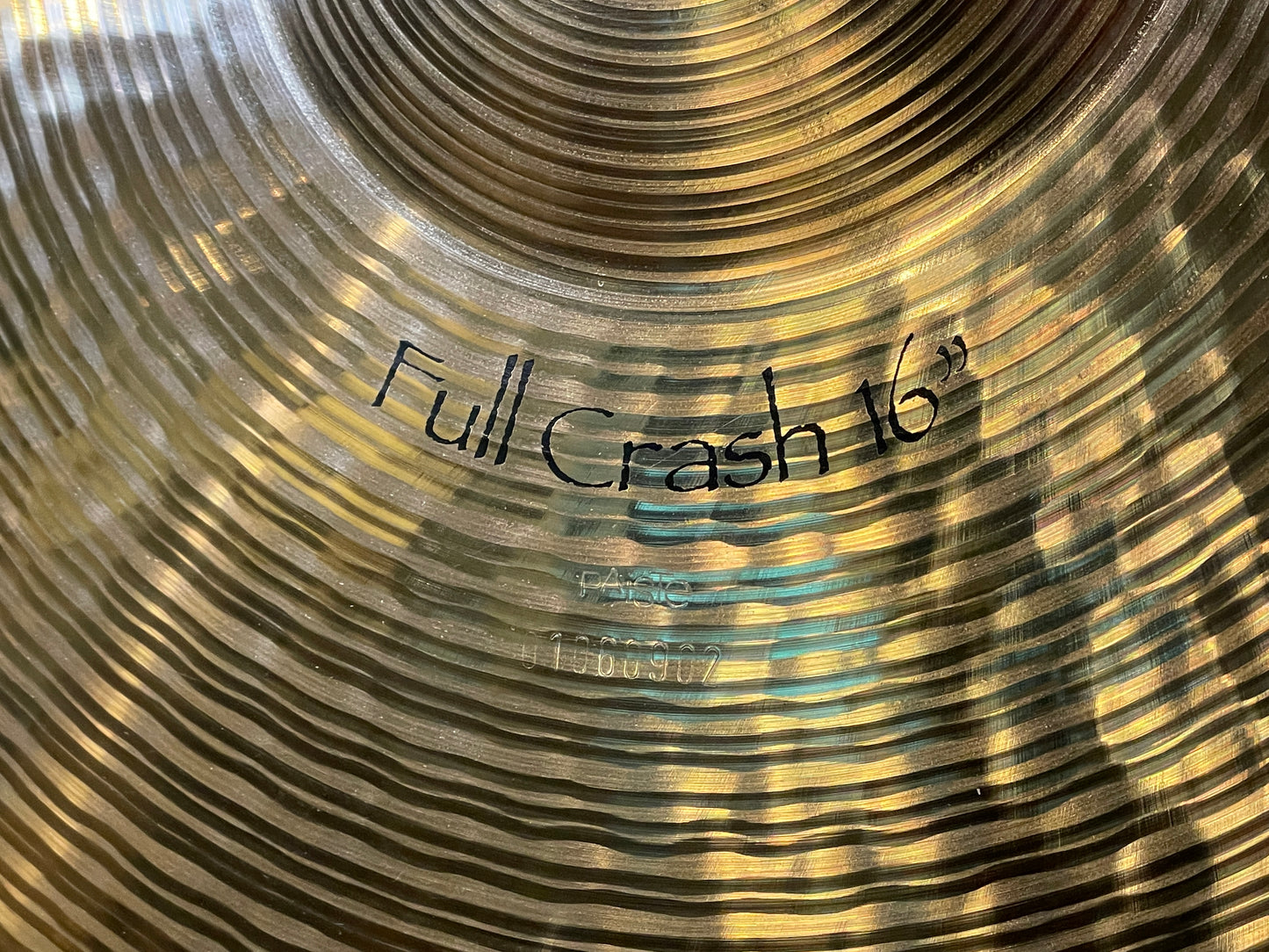 16" Paiste Signature Full Crash Cymbal 992g