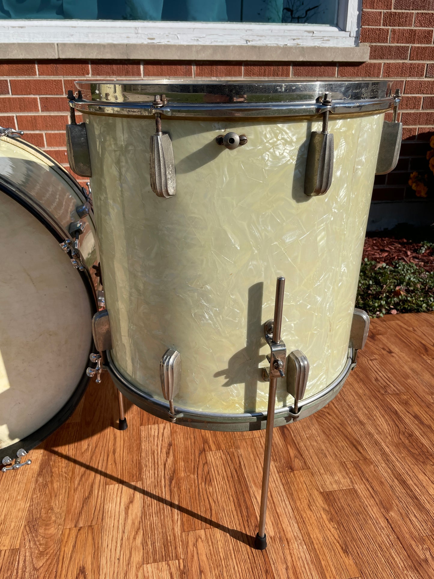 Vintage 1940s Slingerland Radio King Drum Set White Marine Pearl Cloud Badge *Video Demo*