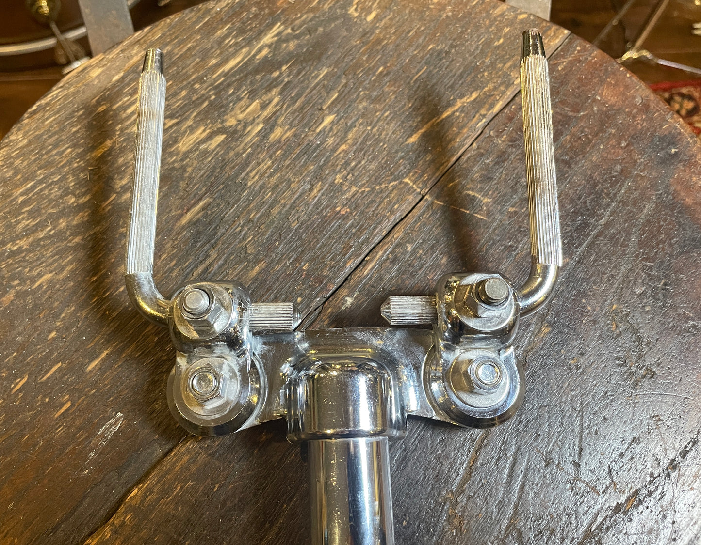 1970s Ludwig No. 781-2 Short Double Tom Post Holder Hollywood Big Beat