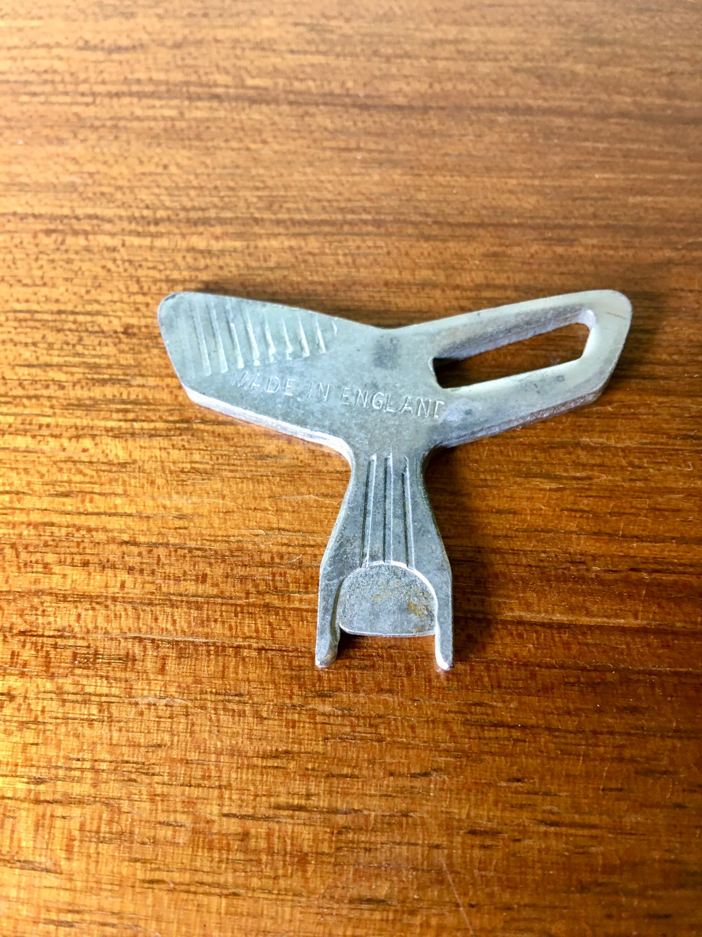 1960s Premier / Olympic Model 1615 Slotted Drum Key