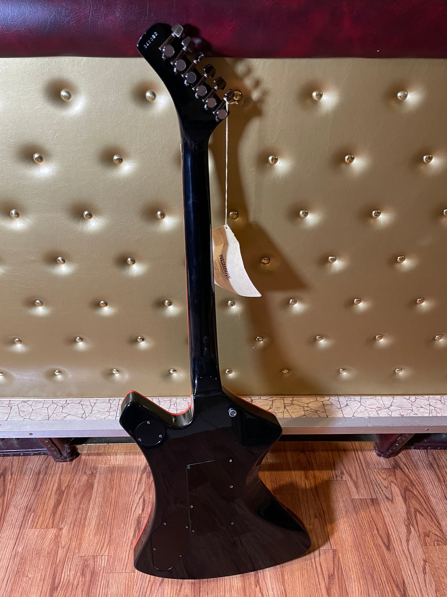 1984 Washburn A-10V Black & Red w/ OHSC A-10VB