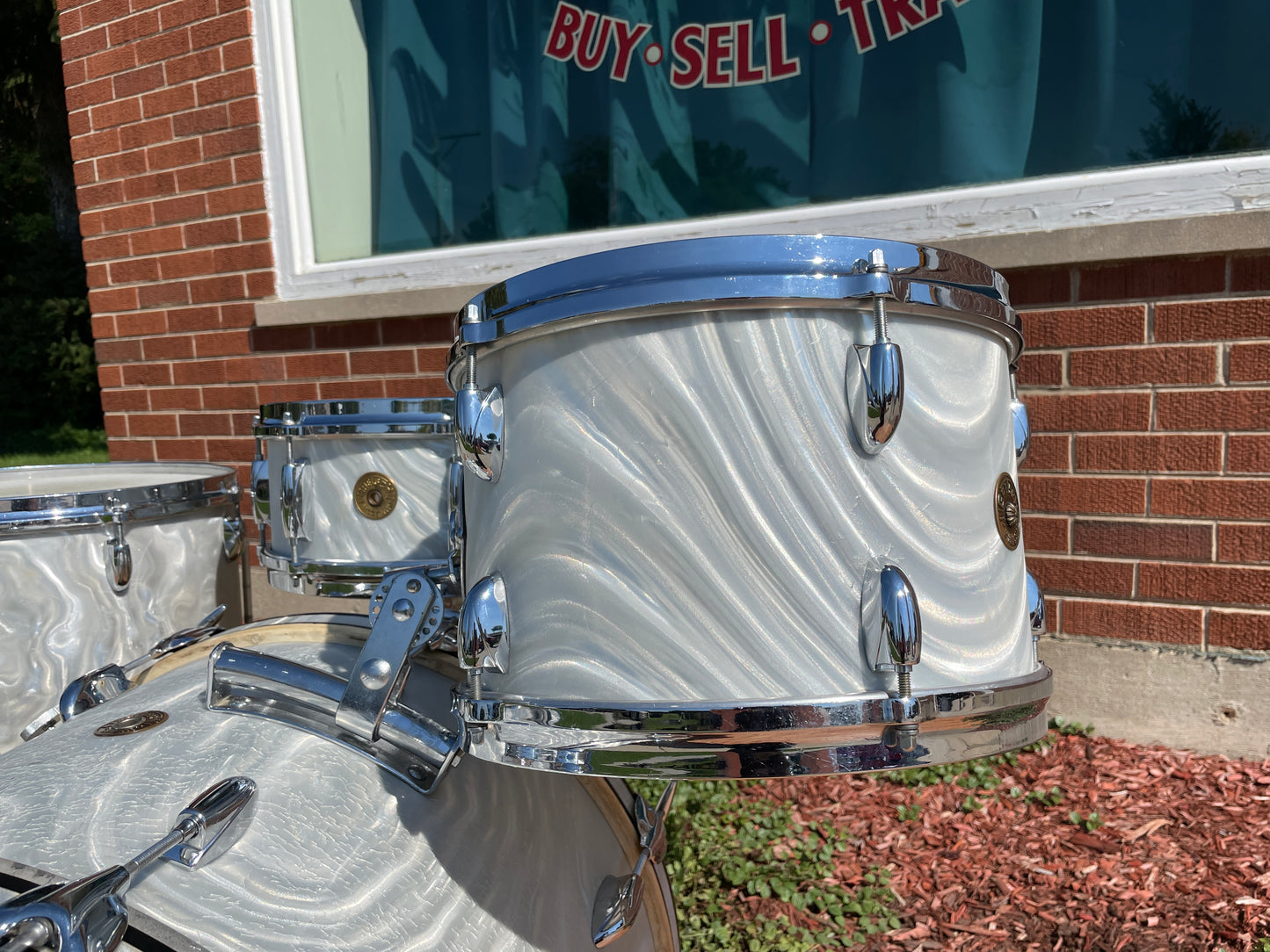 1960s Gretsch Progressive Jazz Drum Set Silver (White) Satin Flame