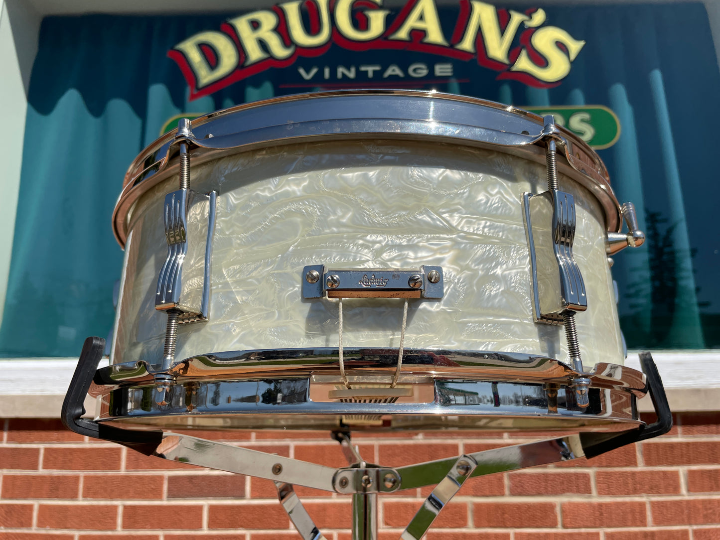 1965 Ludwig 5x14 Pioneer Snare Drum White Marine Pearl