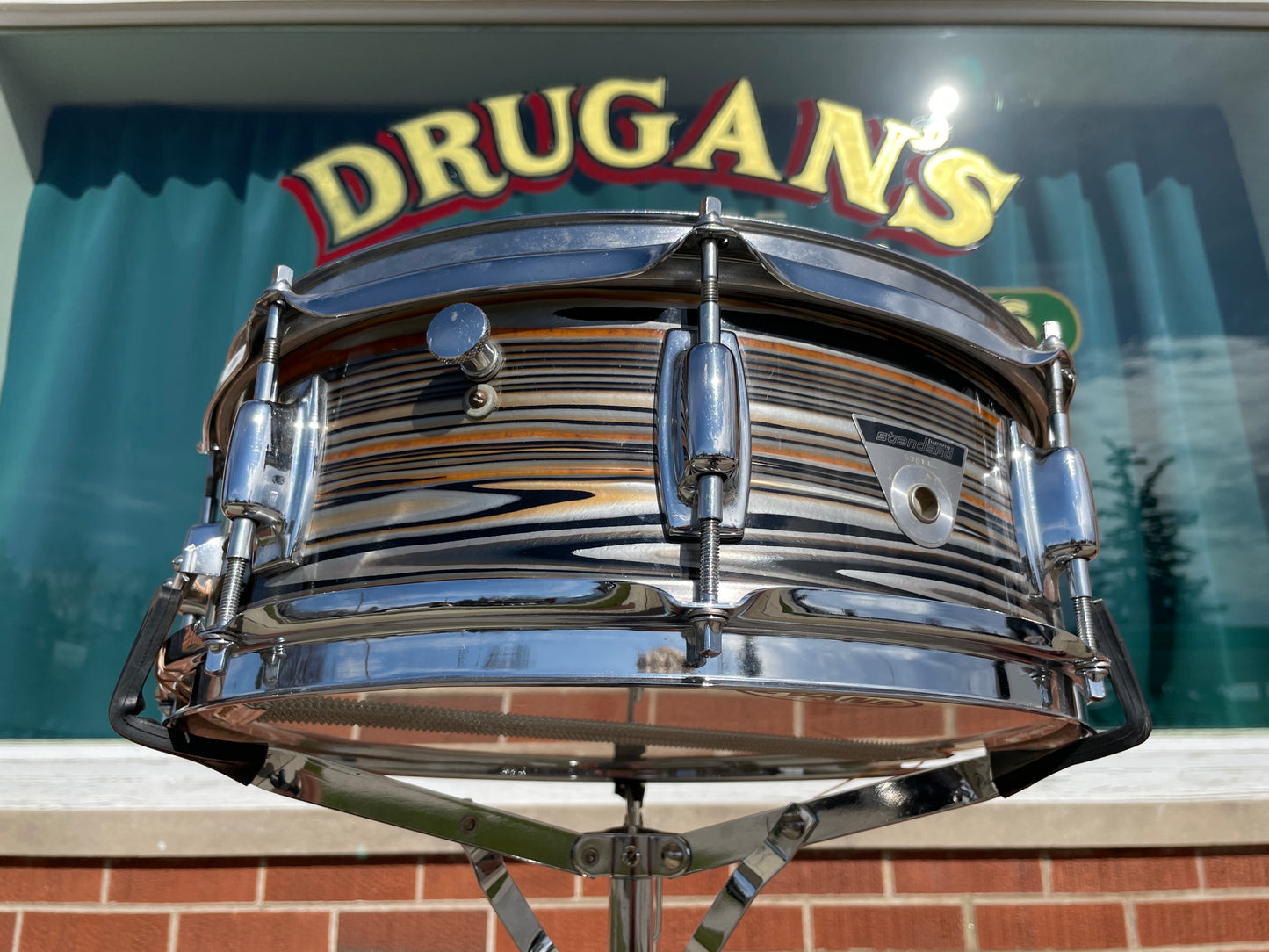 1971 Ludwig Standard 5x14 Snare Drum Gold Strata