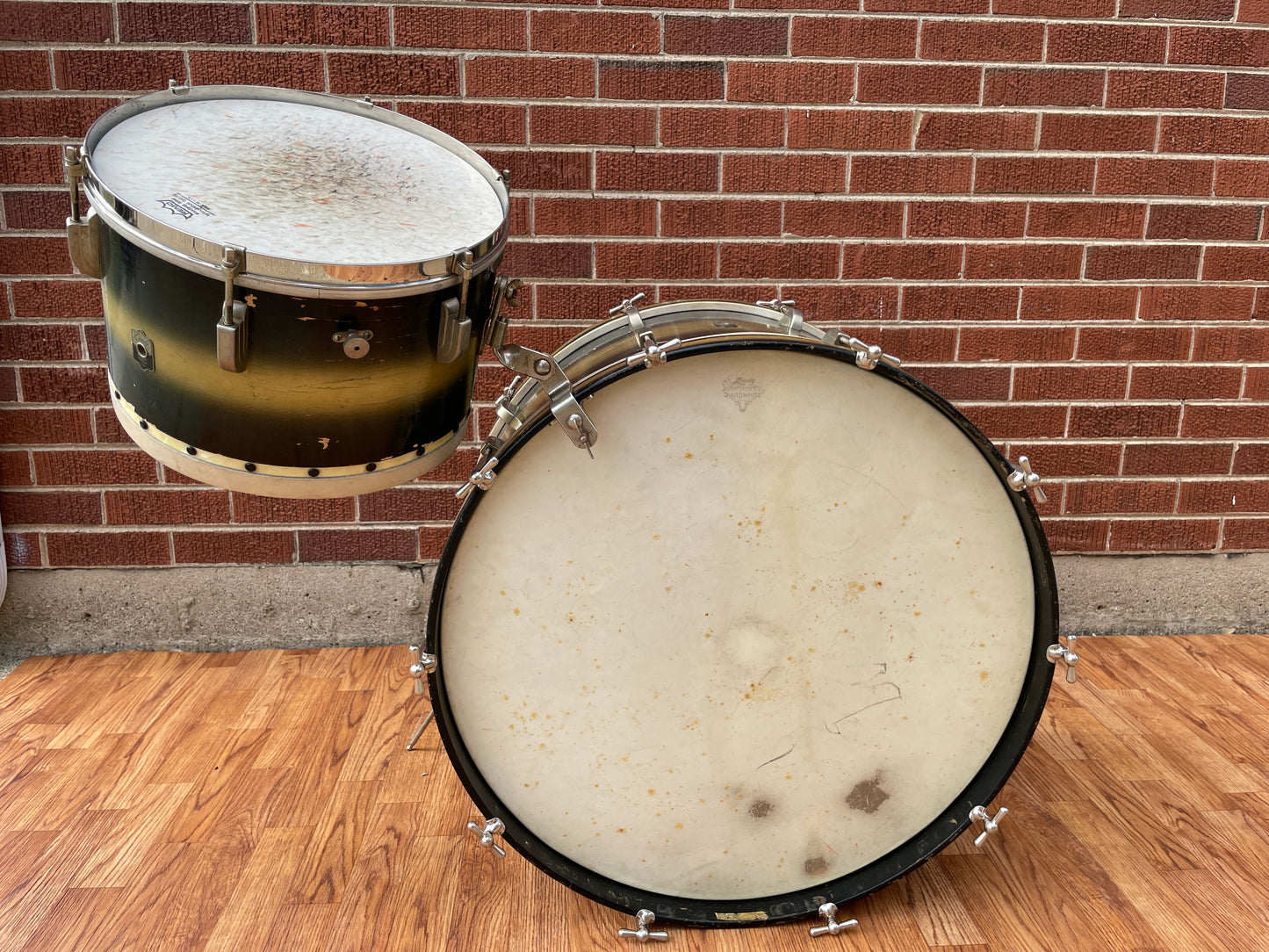 1948 Leedy Broadway Swingster Outfit Snare, Tom, Bass Drum Blue / Silver Duco 24/13/6.5x14