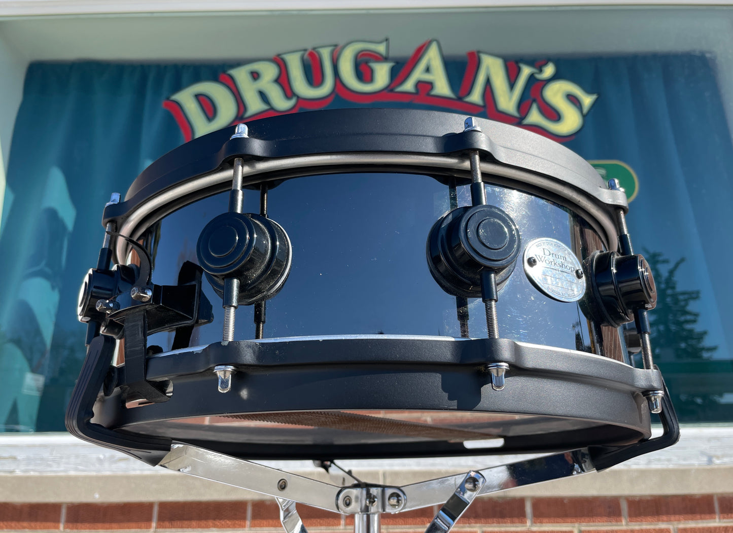 Drum Workshop 5x14 Nickel Over Brass Snare Drum Black 10-Lug DW