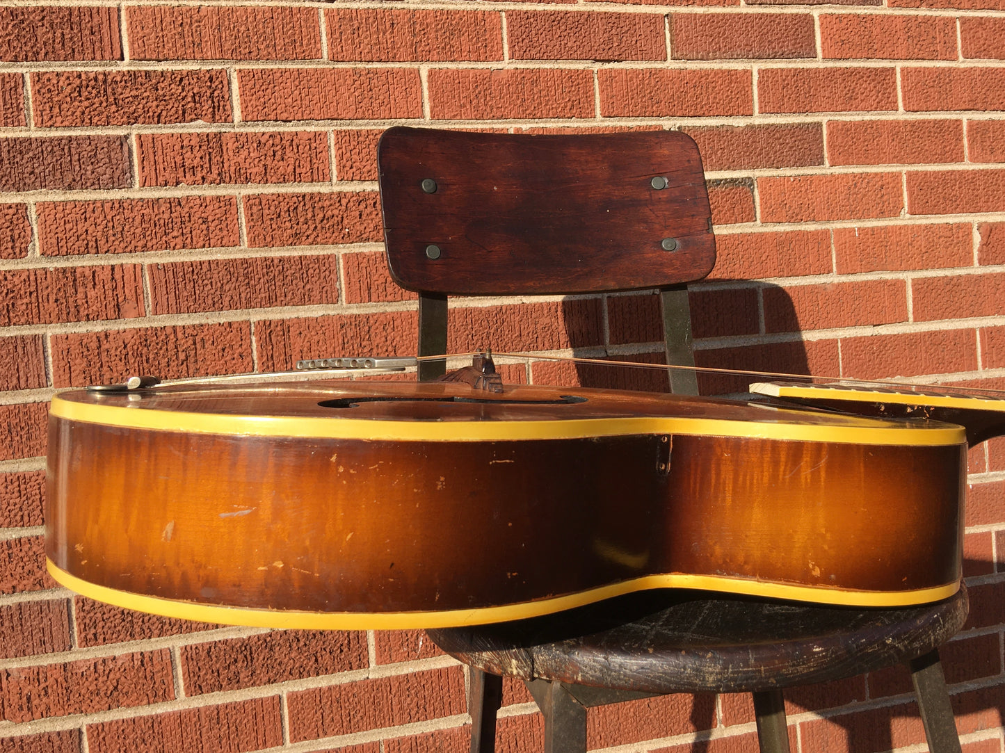 1946-1949 Gretsch Synchromatic 100 Sunburst Archtop Acoustic Guitar