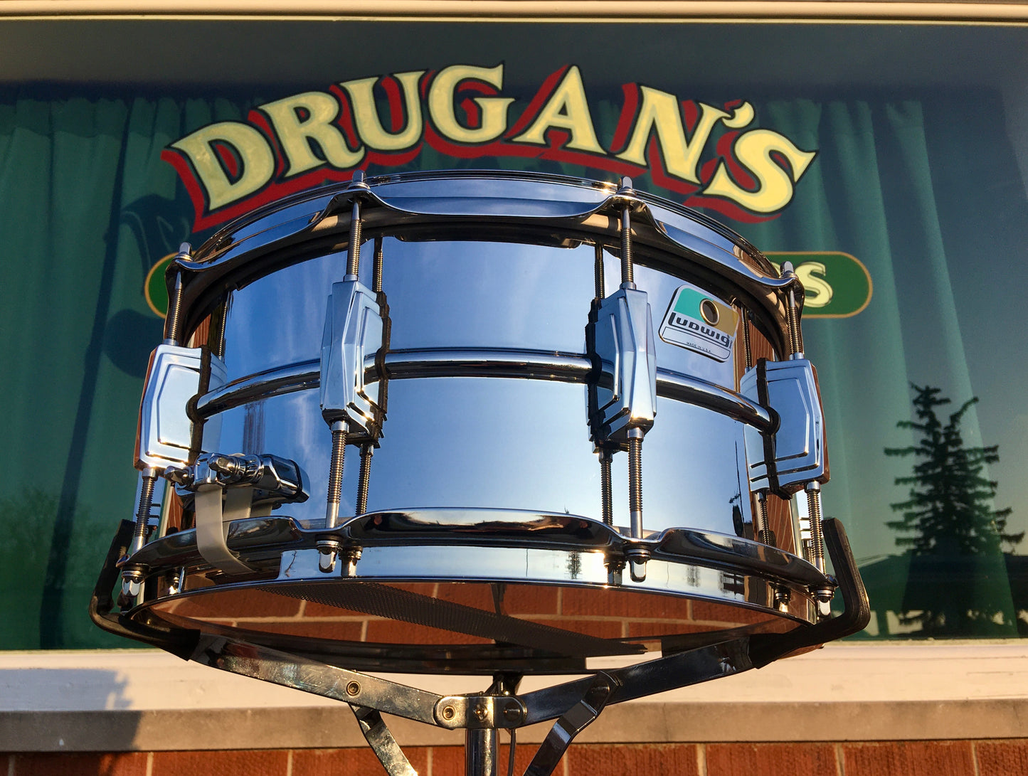 Ludwig 6.5x14 LM402 Supraphonic 6.5X14 Snare Drum - Lightly Used