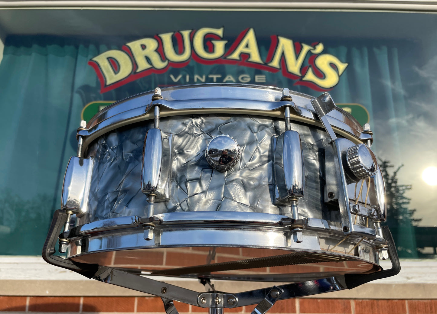 1960s Whitehall 5.5x14 Snare Drum Black Diamond Pearl
