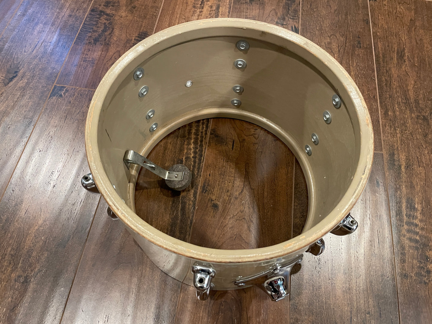 1970s Slingerland 9x13 Tom Drum White Marine Pearl