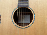 Breedlove AC200/SM Atlas Series Concert Acoustic Guitar Natural w/ Hardshell Case