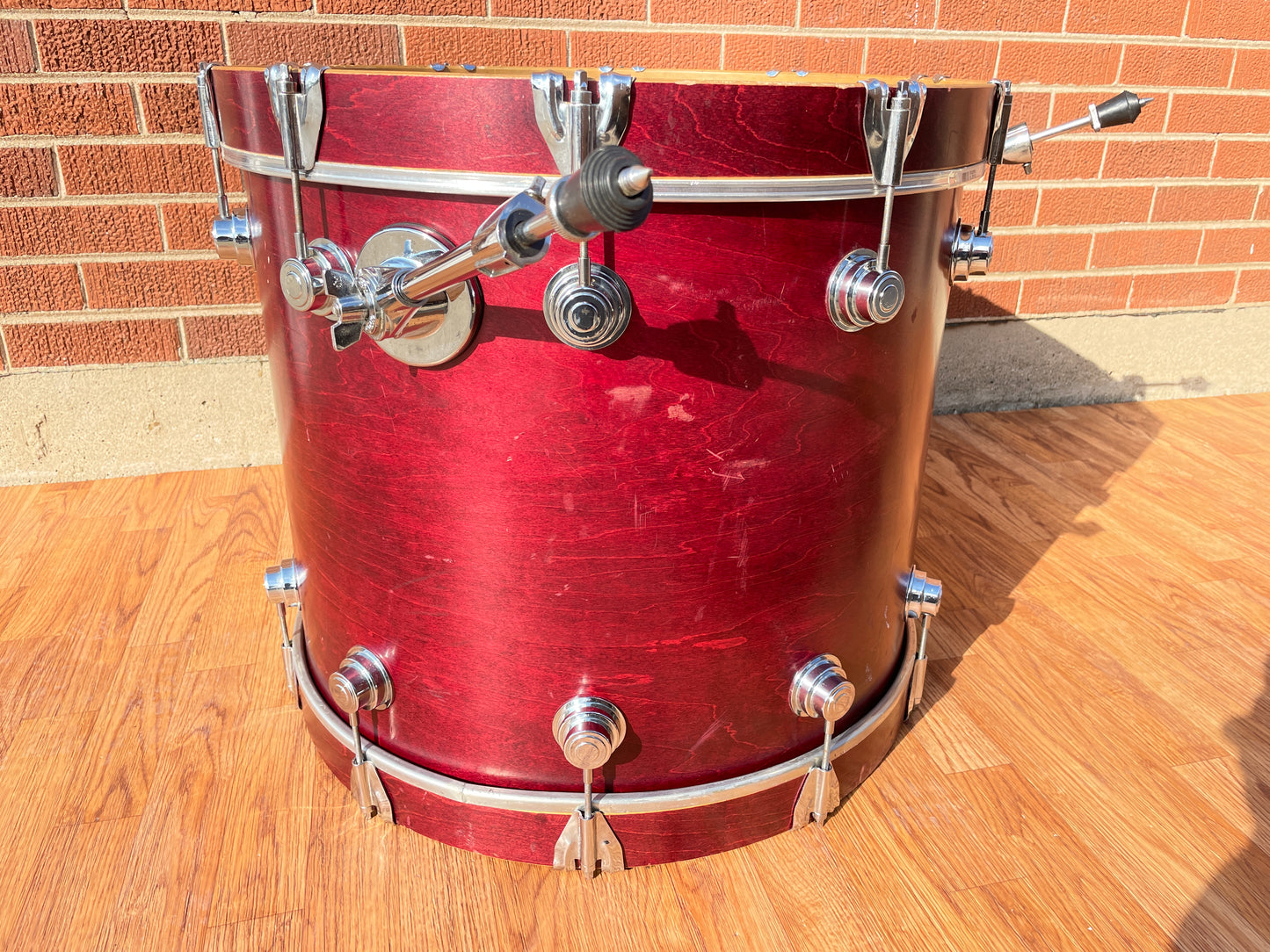 DW 18x22 Bass Drum Single Cherry Satin Oil Drum Workshop
